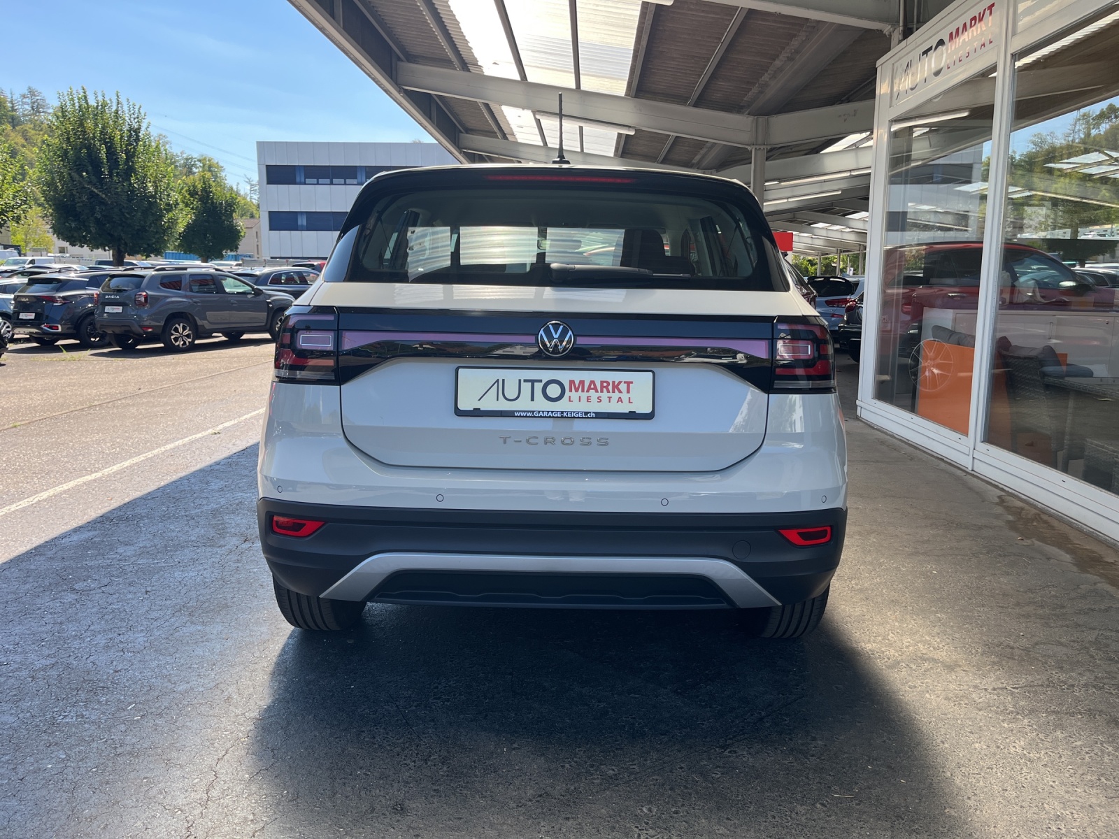 VW T-Cross 1.0 TSI Life-showroom-element-3