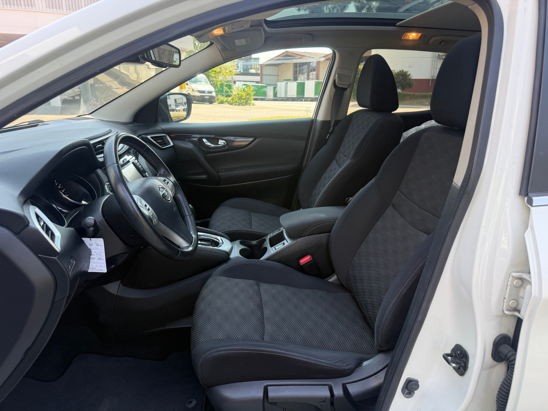 NISSAN Qashqai 1.2 DIG-T acenta Xtronic CVT-image-5