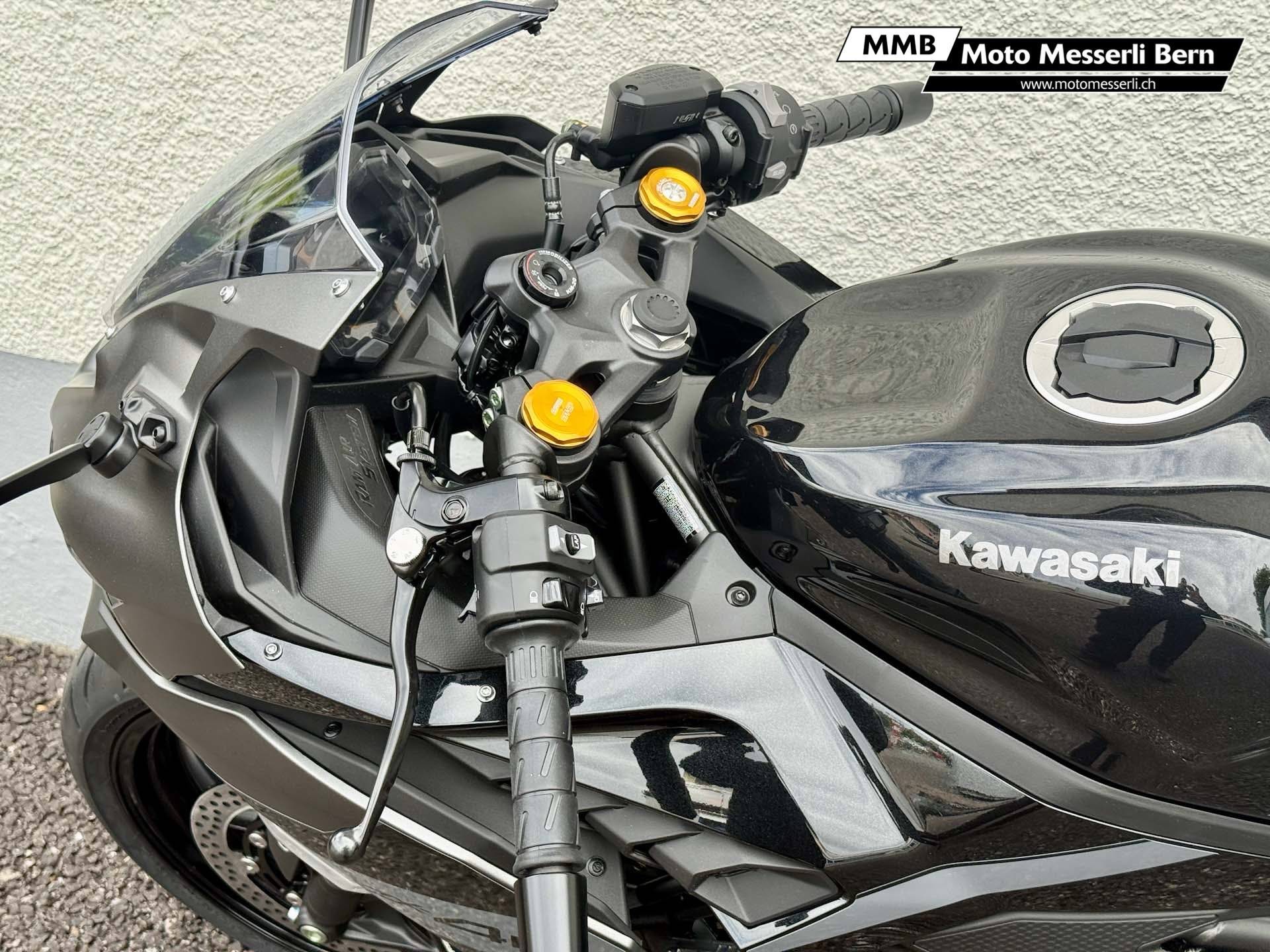 KAWASAKI Ninja ZX 4RR (35Kw)-image-5