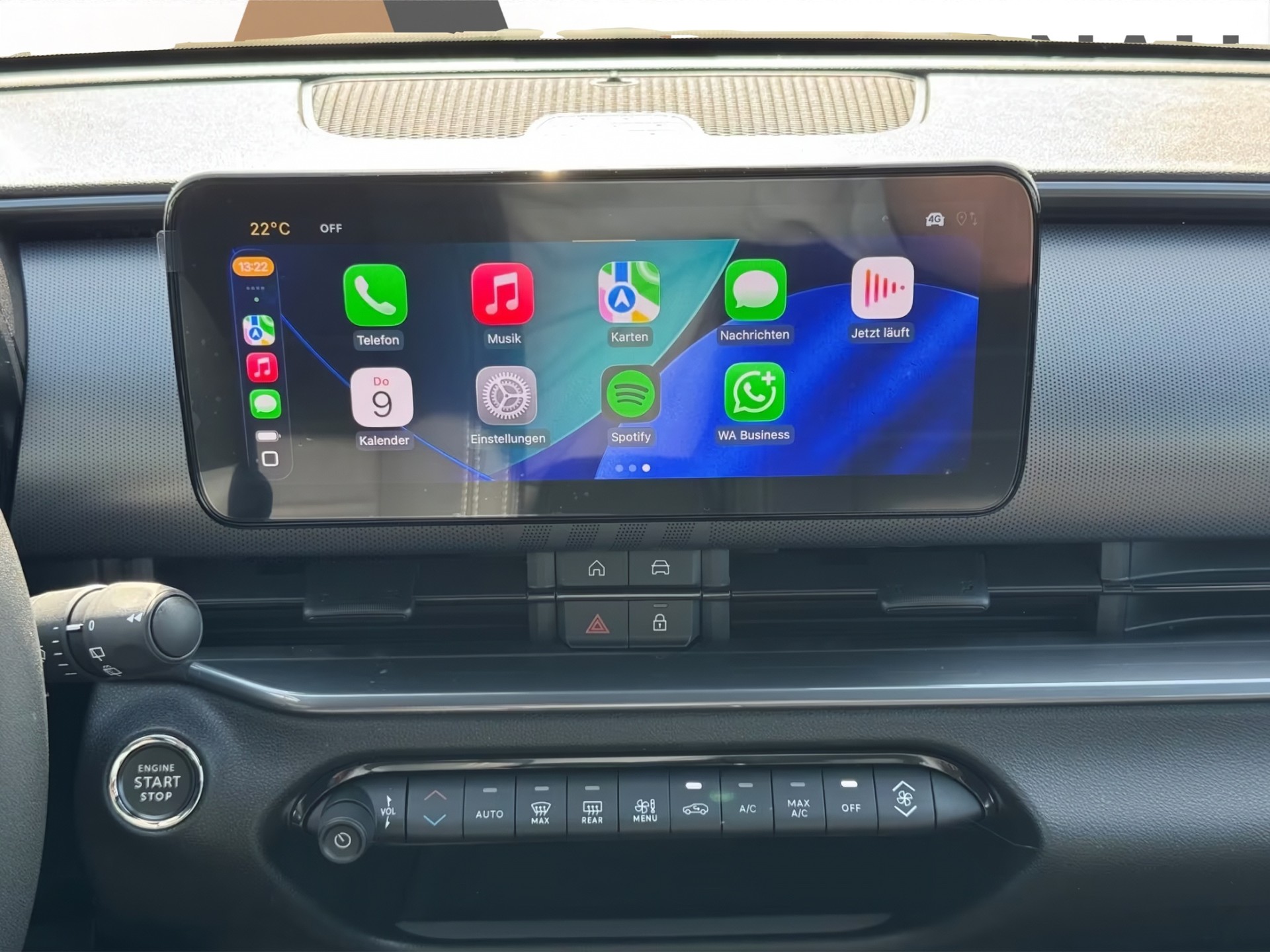 FIAT 600 1.2 Hybrid 145 Sport-image-15
