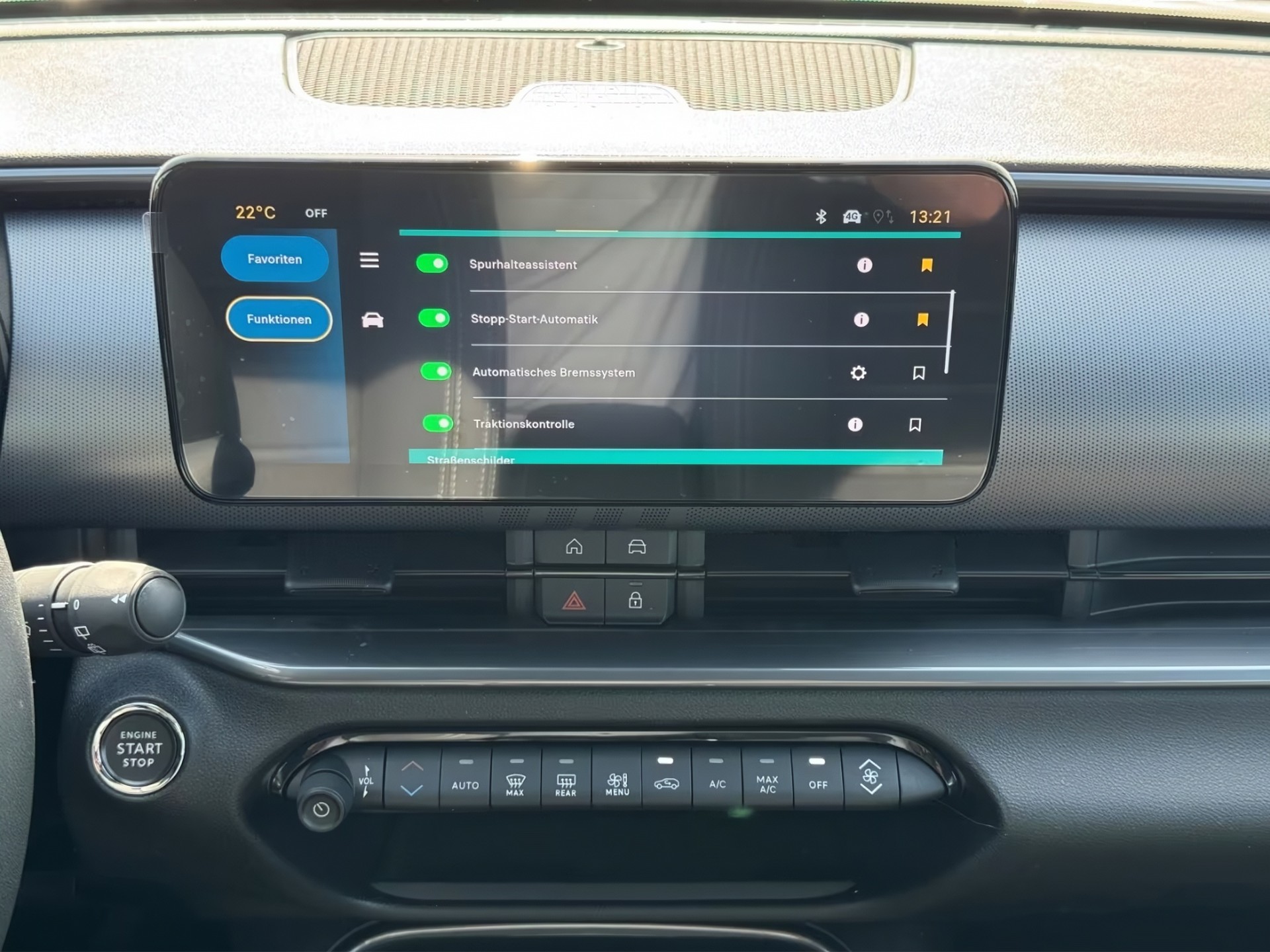 FIAT 600 1.2 Hybrid 145 Sport-image-39