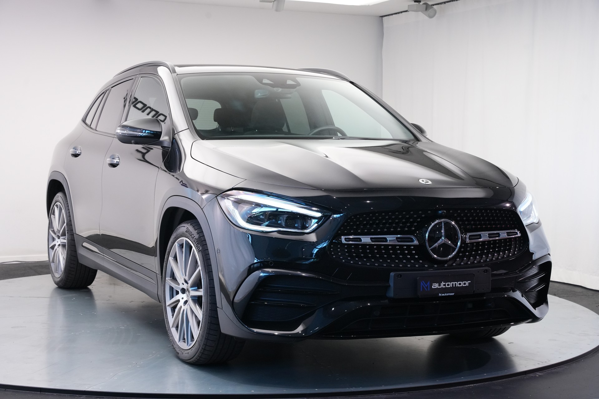 MERCEDES-BENZ GLA 220d 4Matic AMG Line 8G-DCT *AHK* *Panorama*-image-44