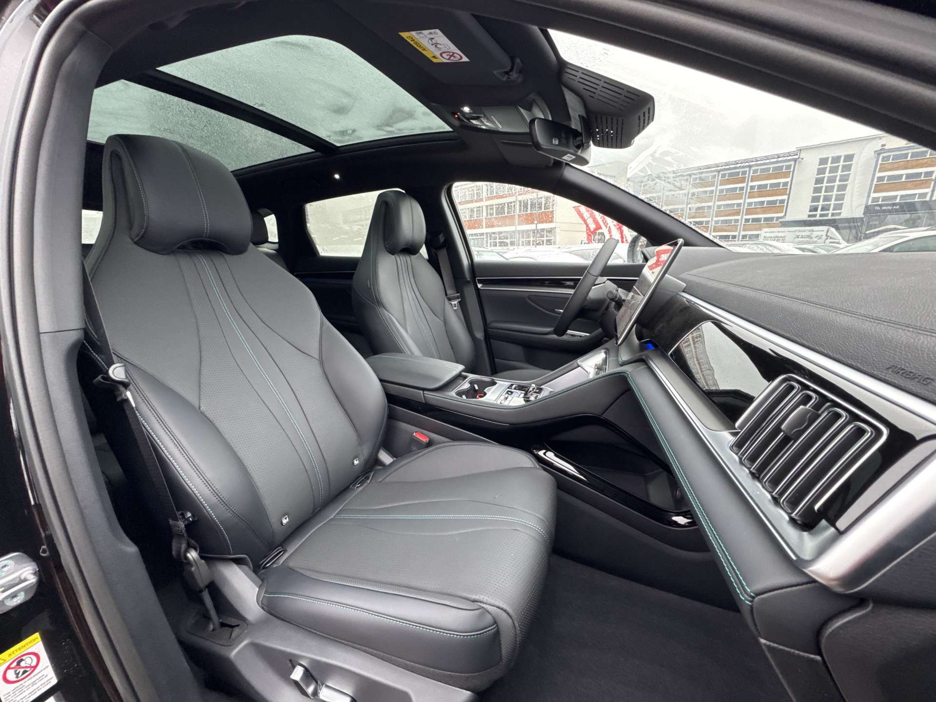 BYD Seal U DM-i PHEV Design AWD 324PS Automat-image-11