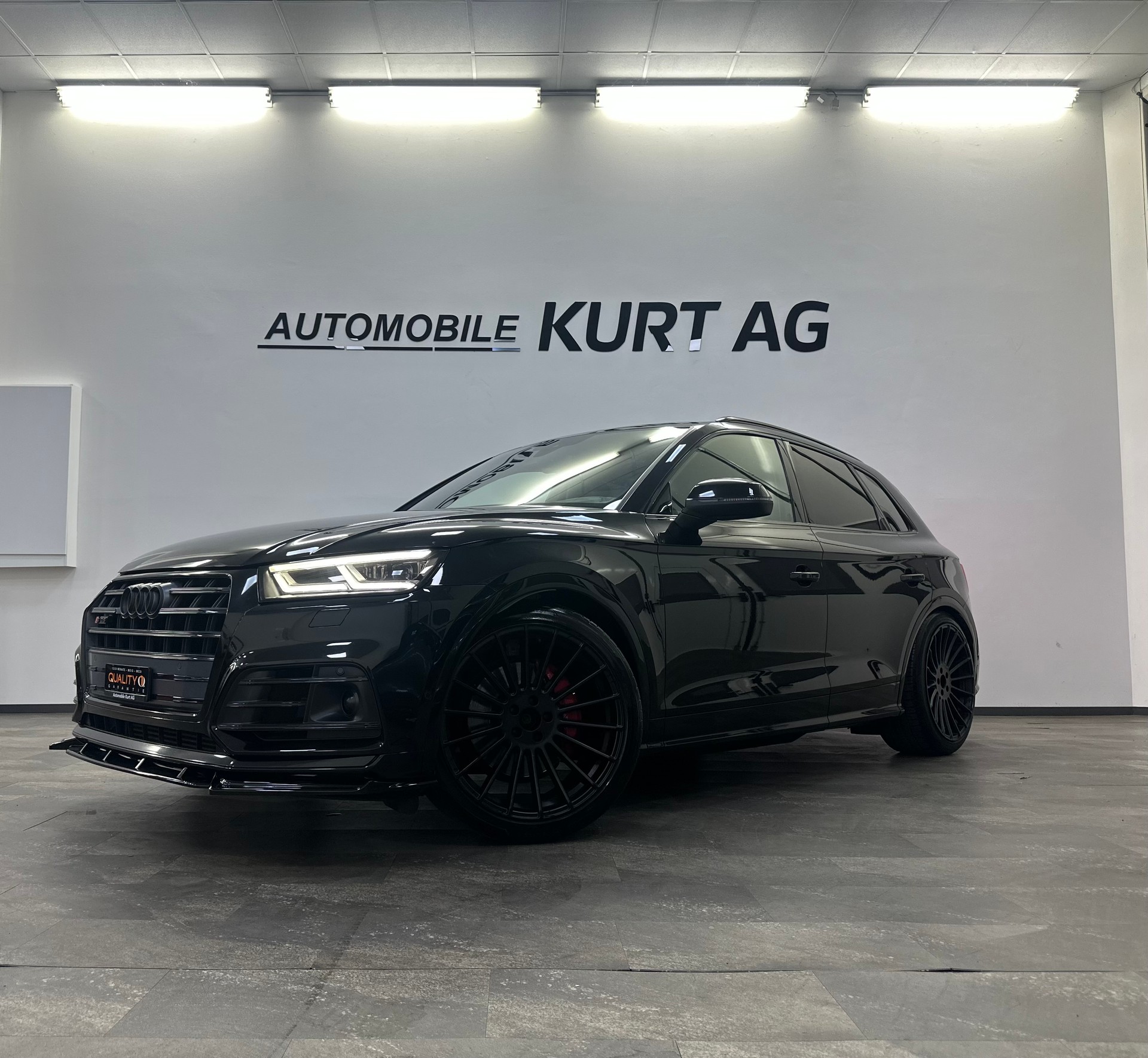 AUDI SQ5 3.0 TFSI quattro S-tronic-showroom-element-1