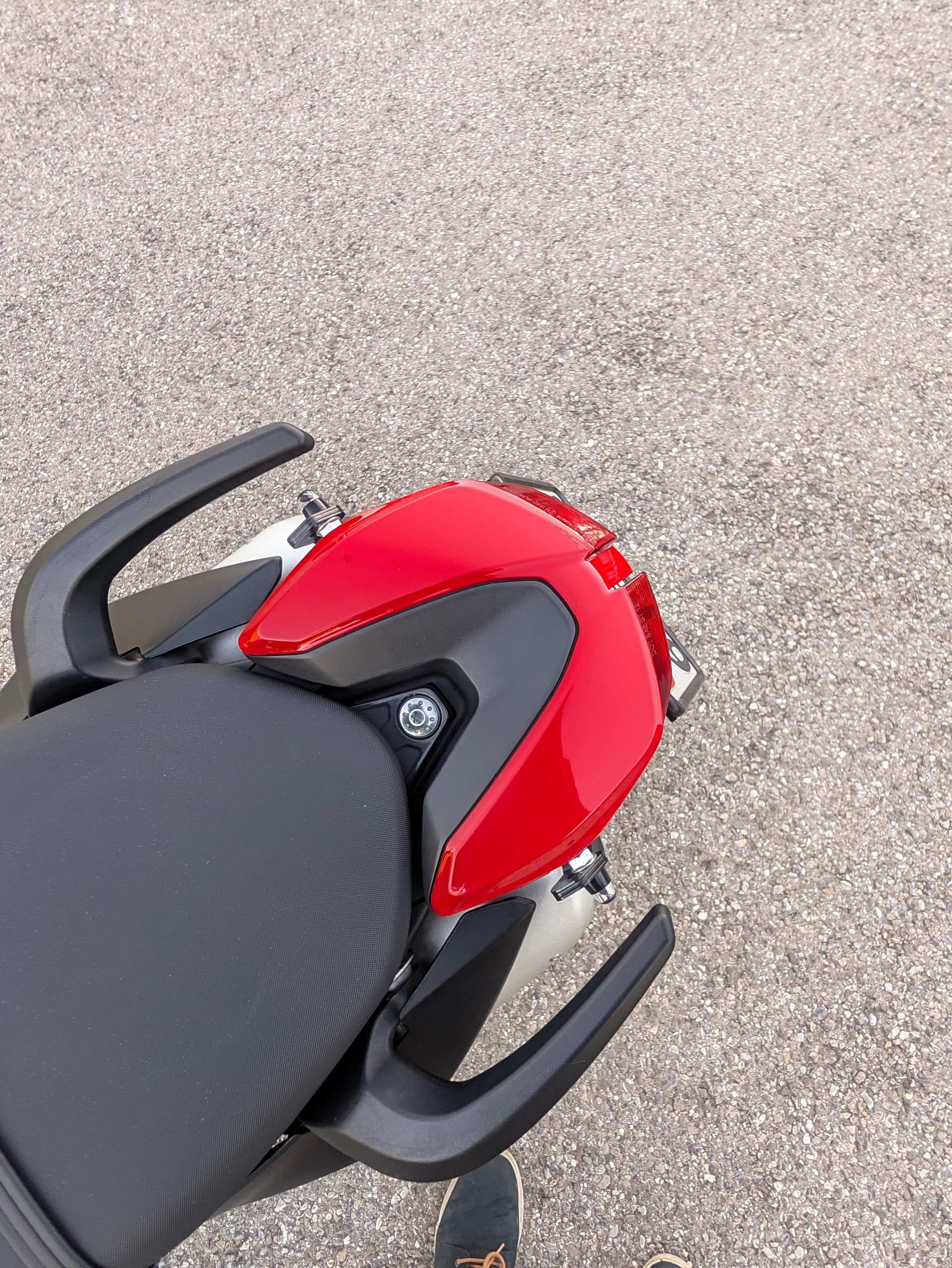 DUCATI Hypermotard 950-image-10