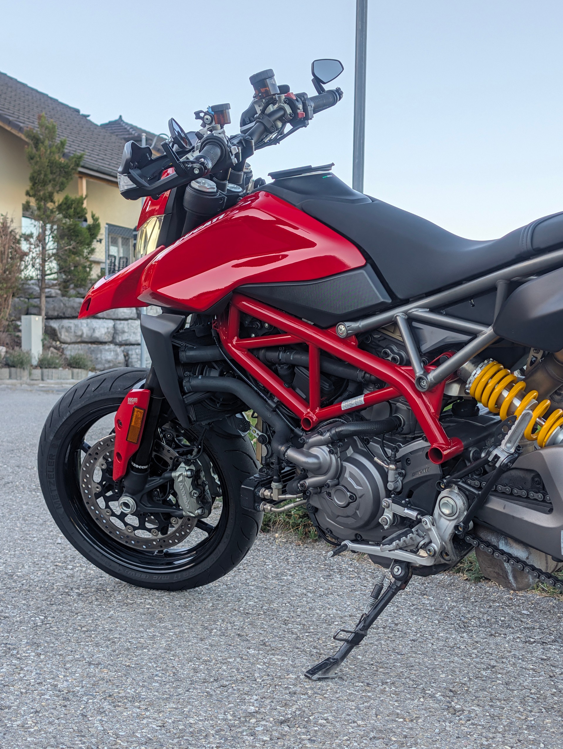 DUCATI Hypermotard 950-image-4