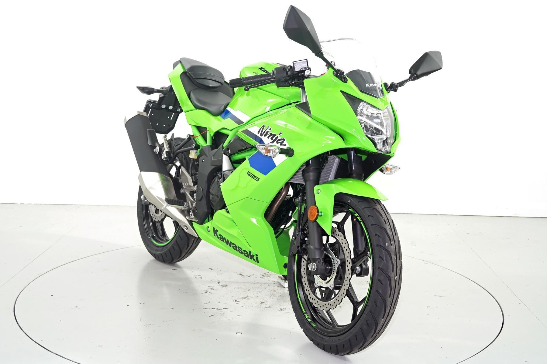 KAWASAKI Ninja 125 ABS-image-1