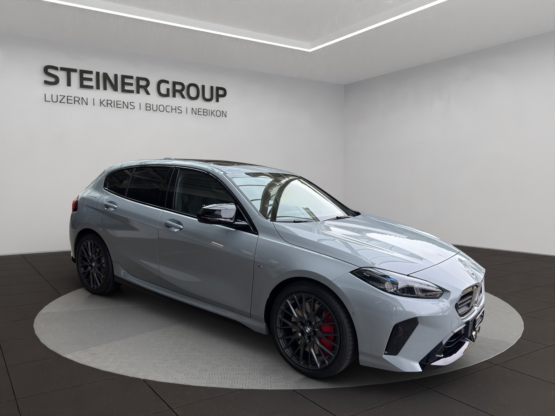 BMW M135 xDrive M Sport Pro-showroom-element-2