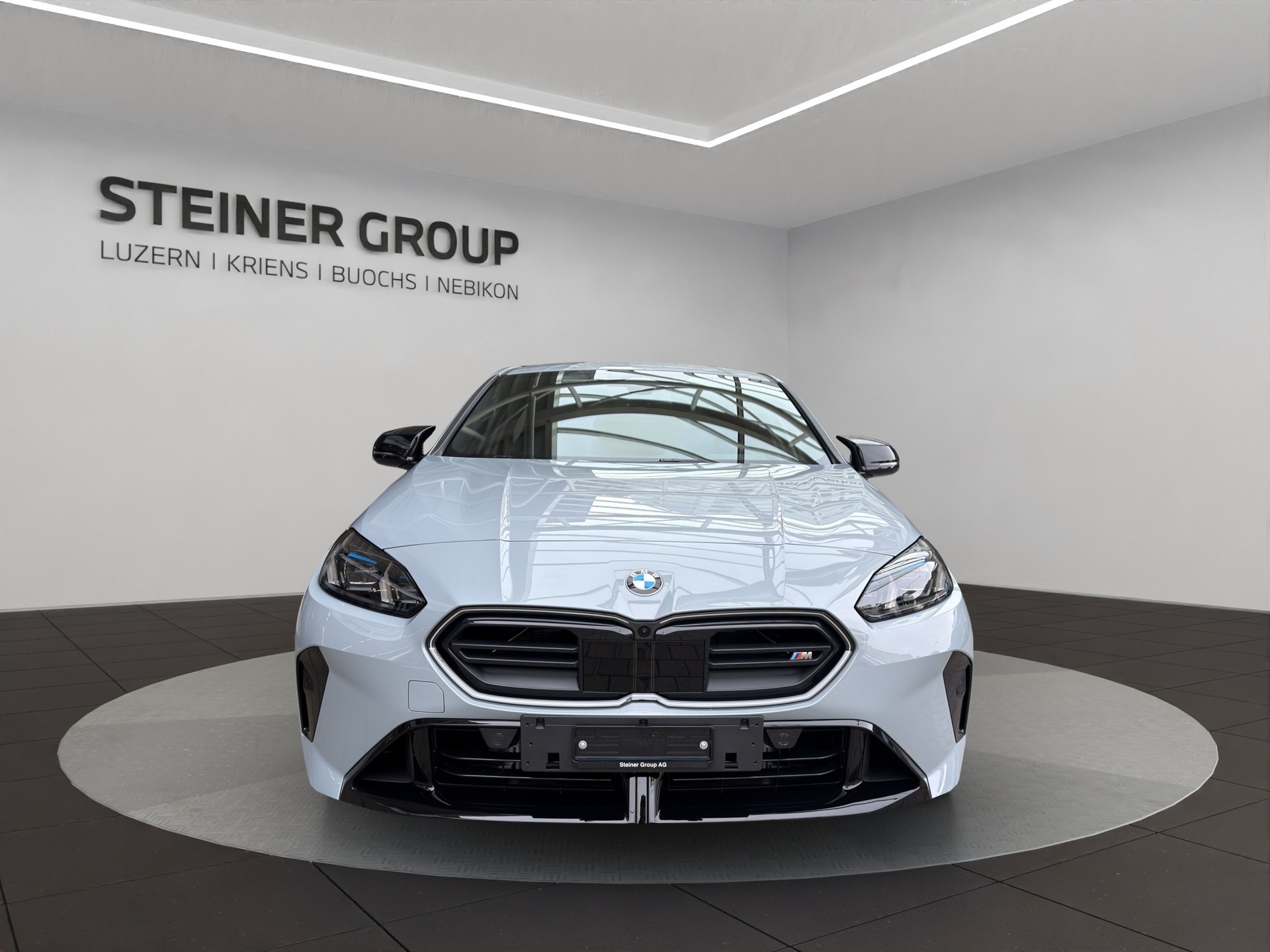 BMW M135 xDrive M Sport Pro-showroom-element-1