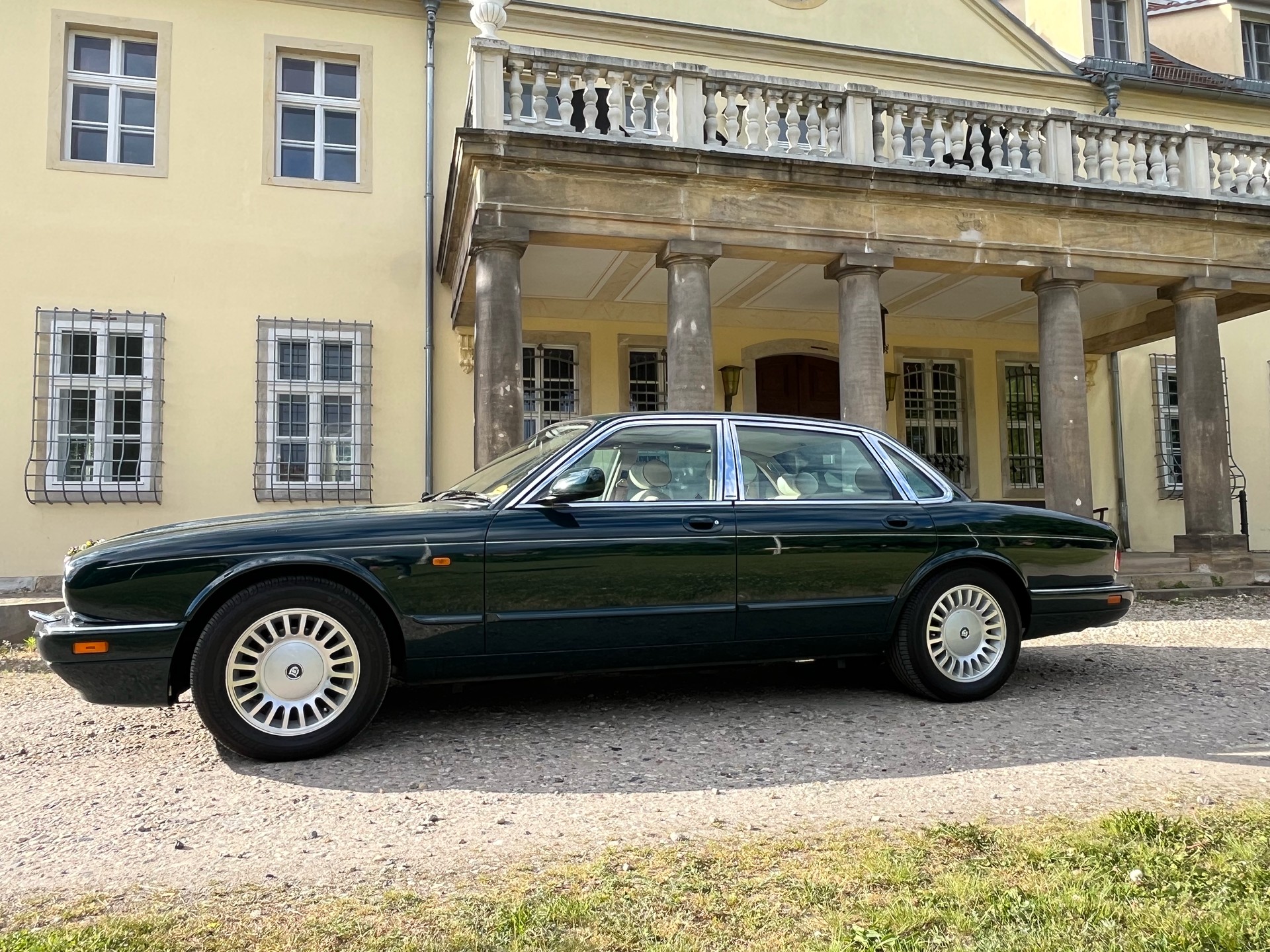 JAGUAR 4.0 Sovereign-image-1