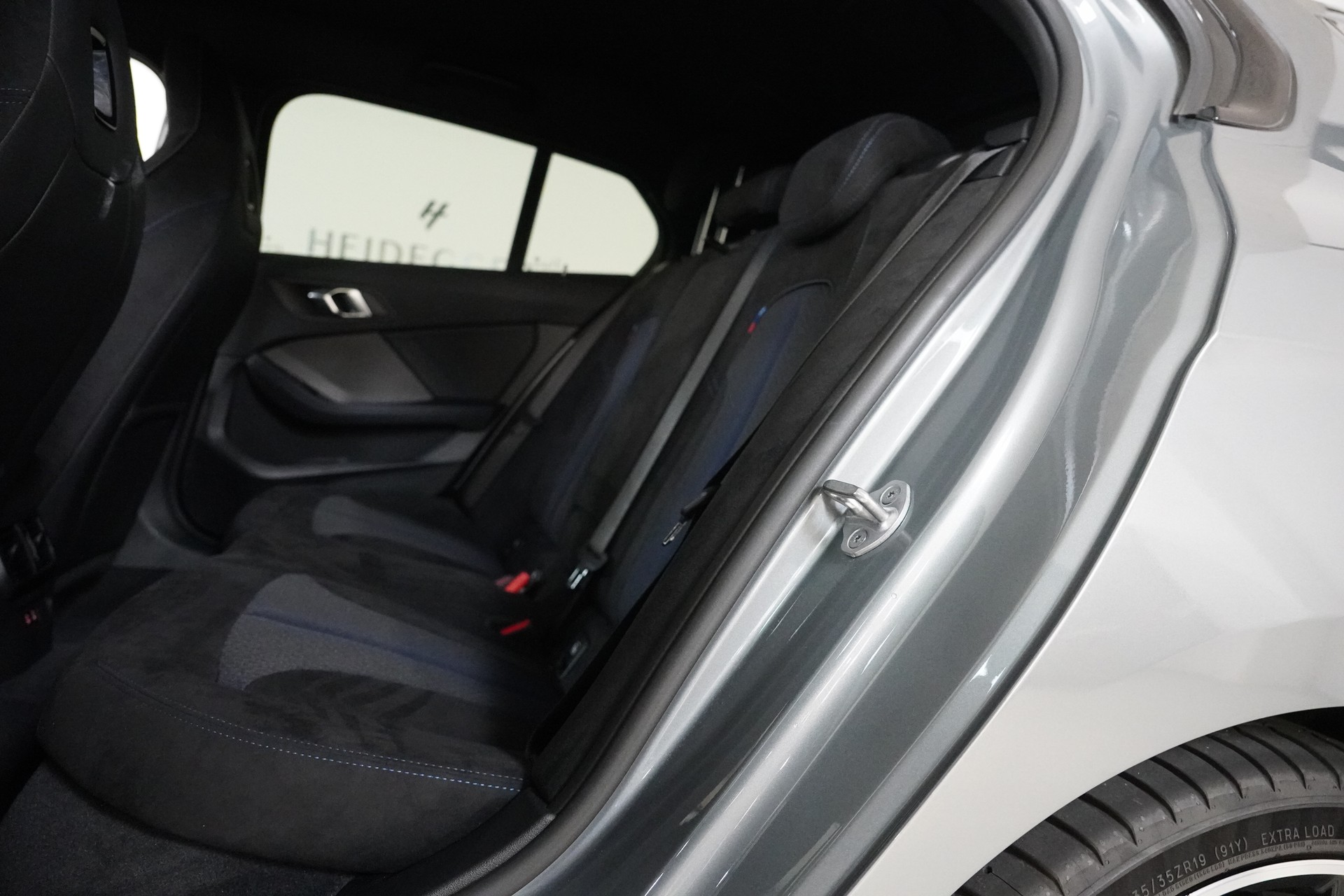 BMW M135i xDrive M Sport Pro Steptronic-image-12