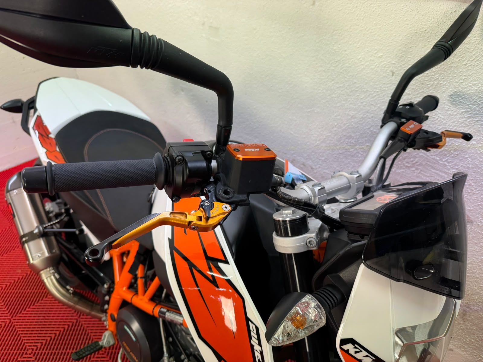 KTM 690 Duke ABS (35kW)-image-10