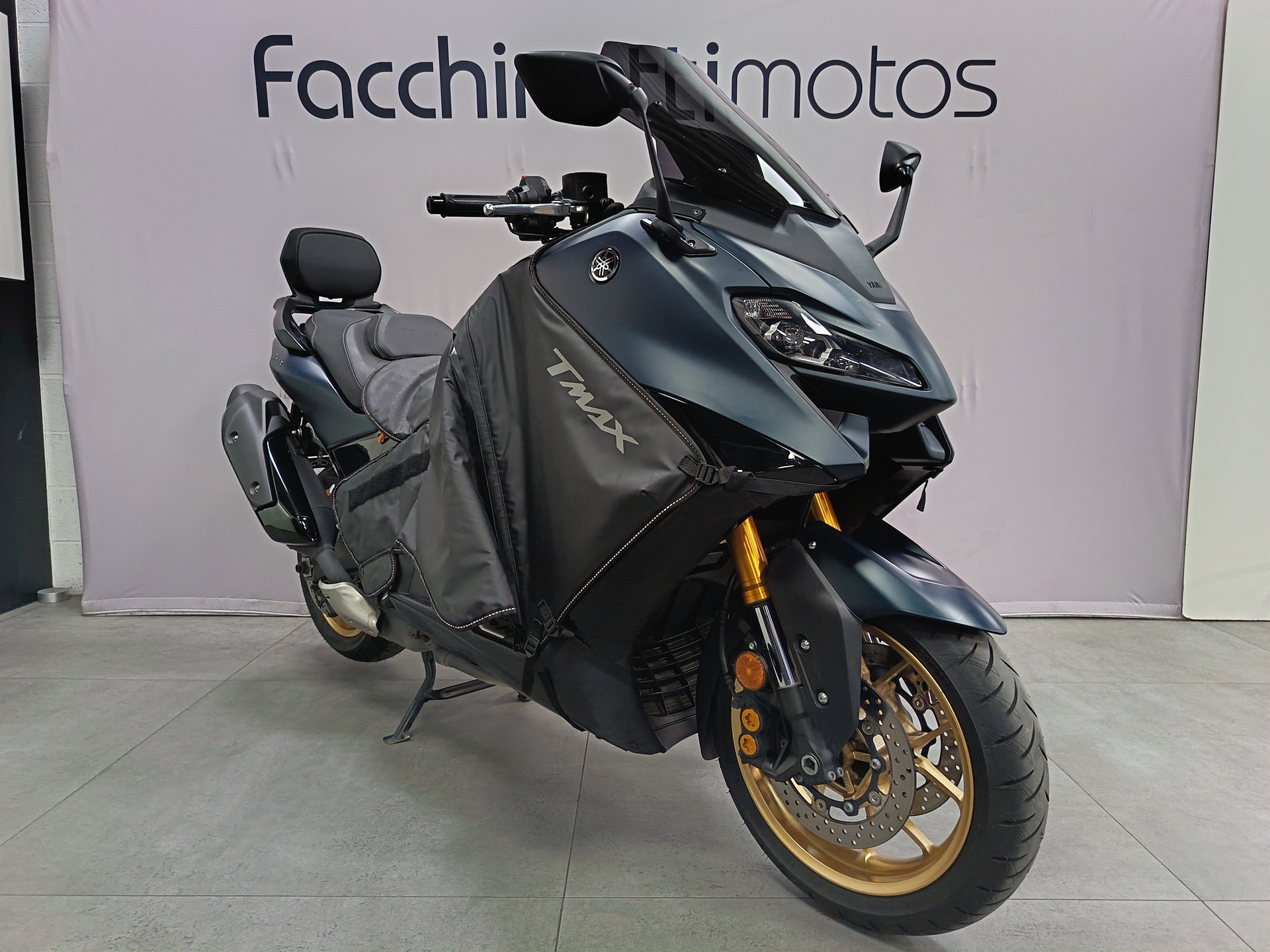 YAMAHA T-MAX Tech-Max XP 560-image-1