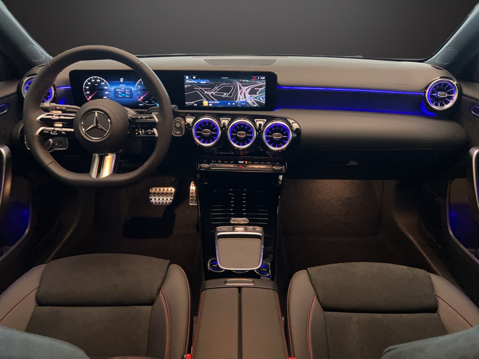 MERCEDES-BENZ A 180 Night Star 7G-DCT-image-9