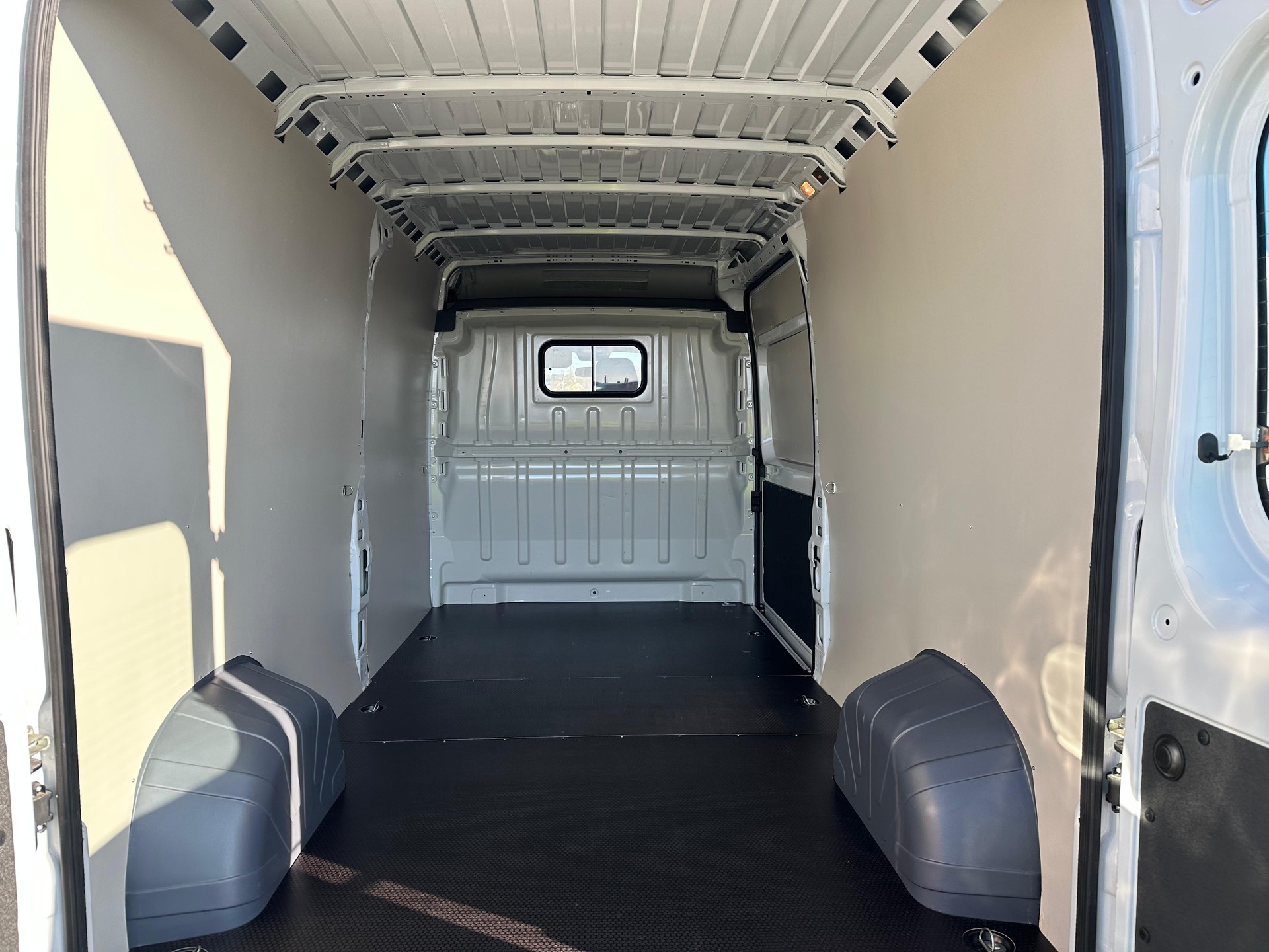 OPEL Movano 2.2 d 3,5t L3H2 Heavy-image-15