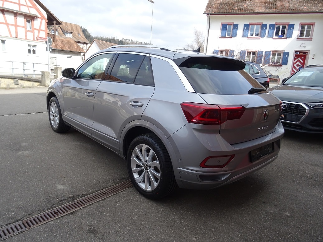 VW T-Roc 2.0 TDI SCR Style DSG 4motion *5 Jahre Werksgarantie*-showroom-element-3