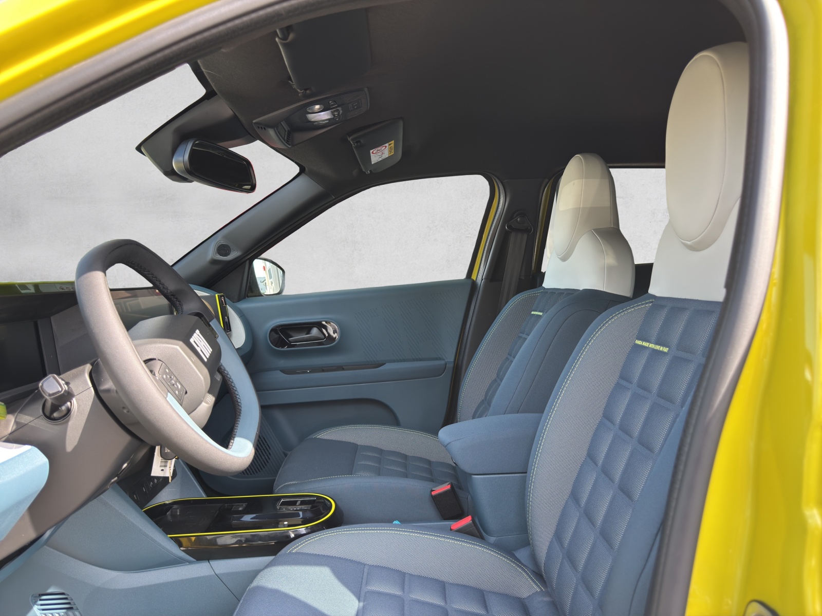 FIAT Grande Panda La Prima-image-8