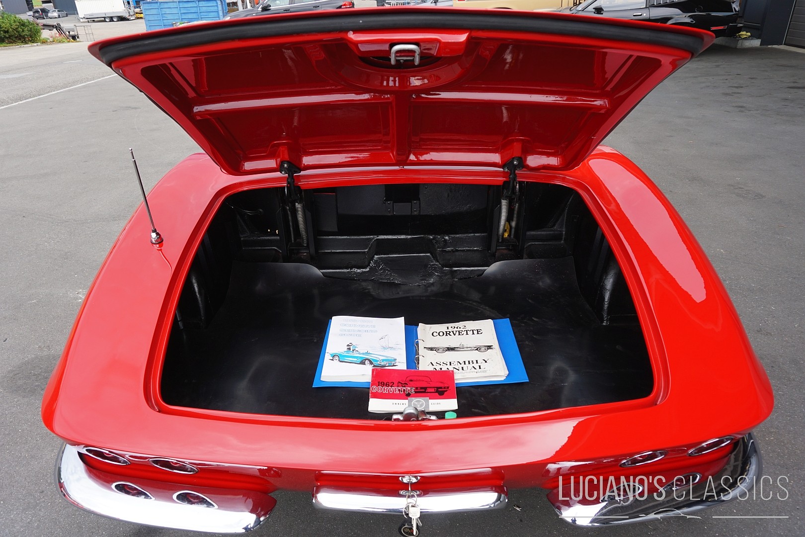 CHEVROLET Corvette C1-image-14