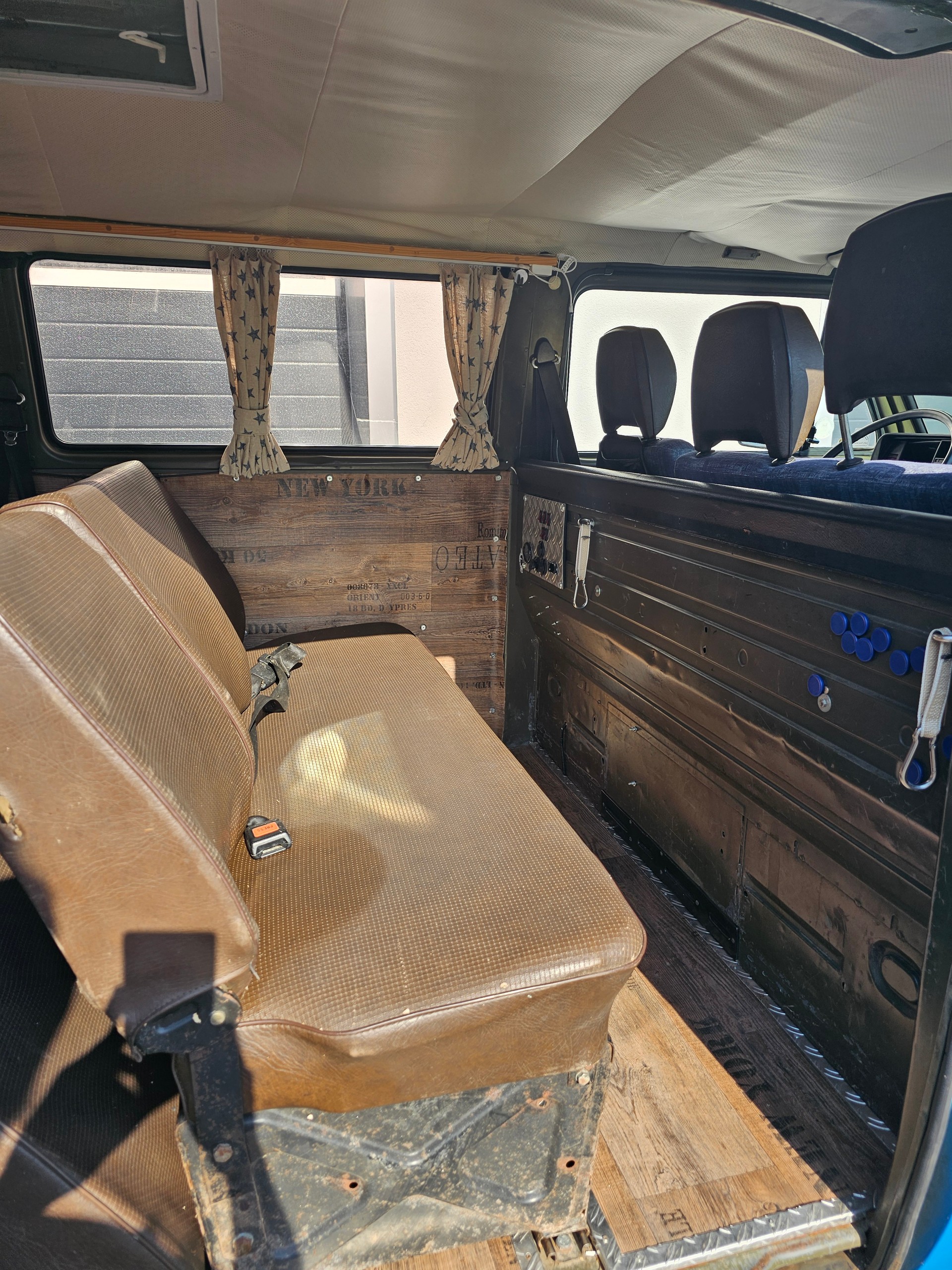 VW T3 Camper-image-5