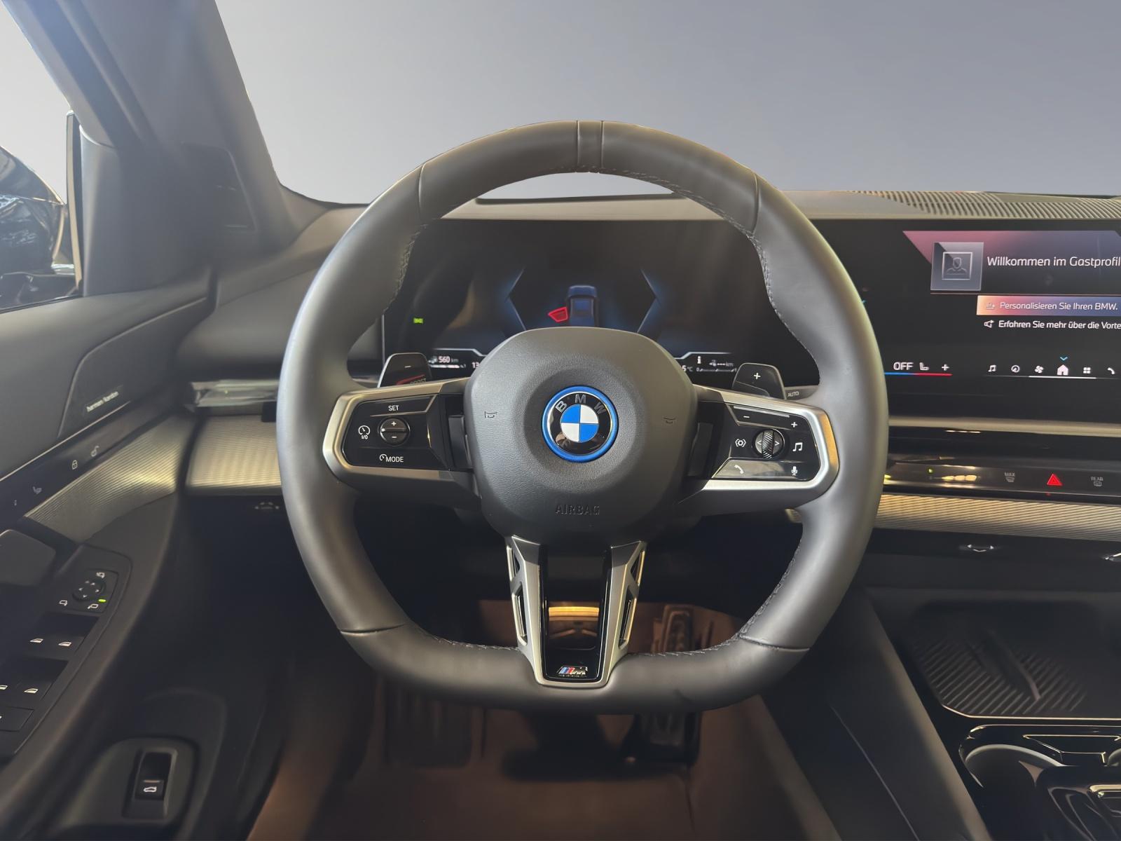 BMW 550e xDrive M Sport-image-9