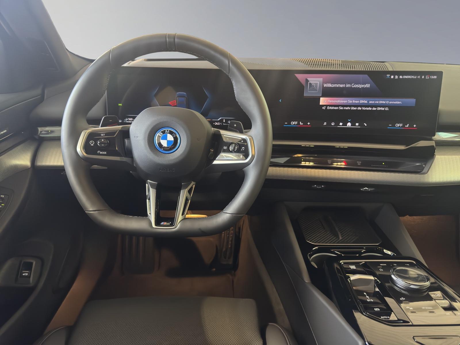 BMW 550e xDrive M Sport-image-8