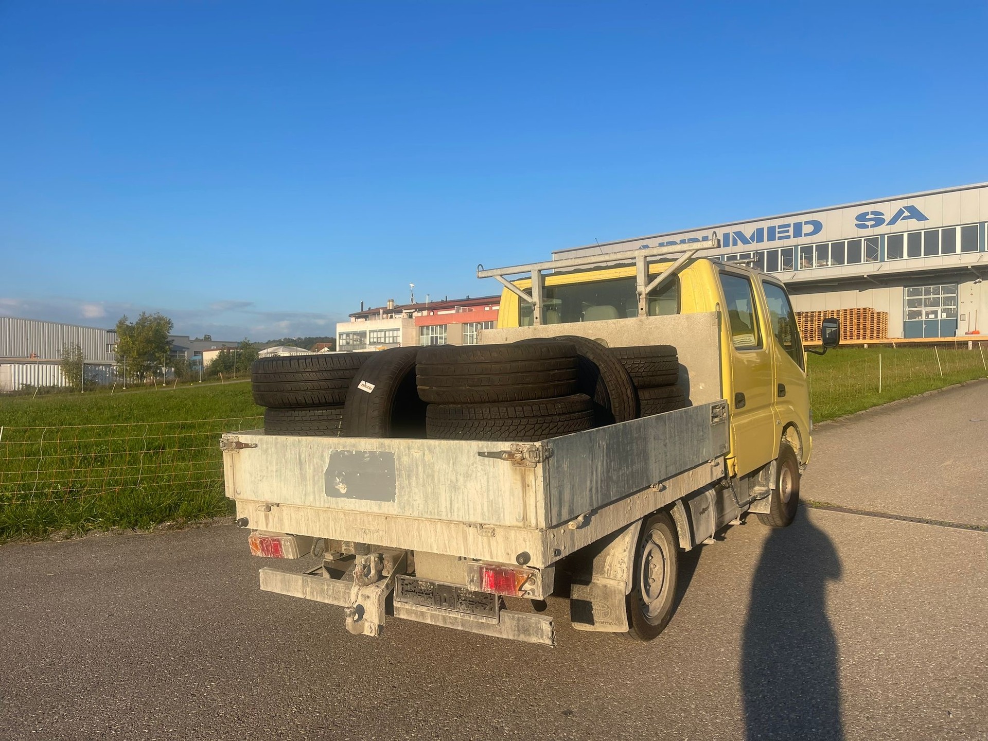 TOYOTA Dyna 100 3.0 D-4D-image-3