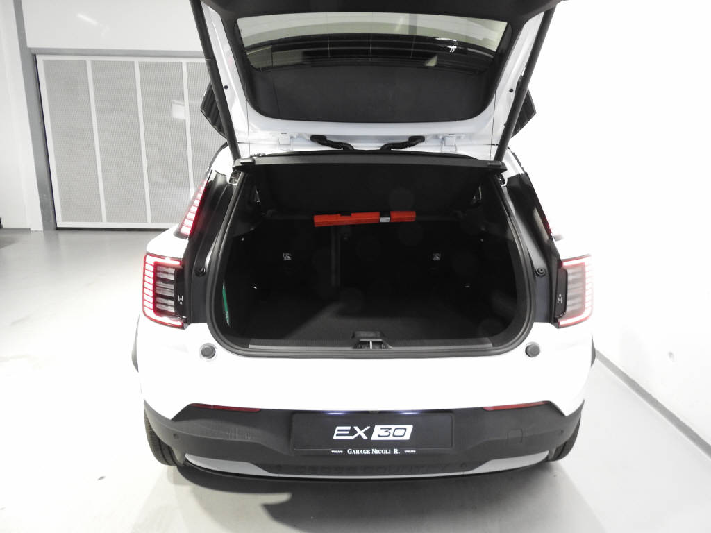 VOLVO EX 30 CC E60 Twin Performance AWD-image-5