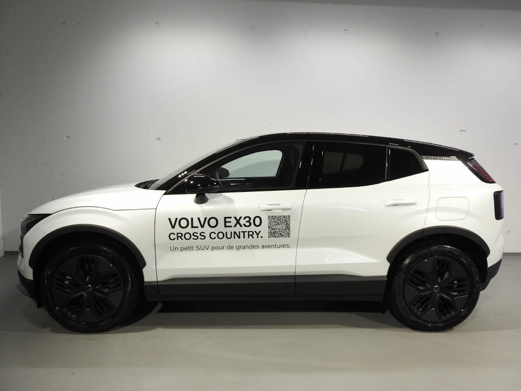 VOLVO EX 30 CC E60 Twin Performance AWD-showroom-element-2