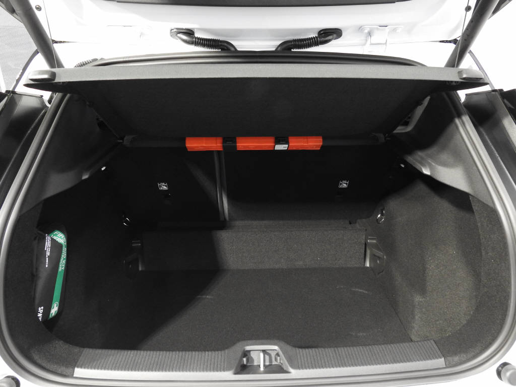 VOLVO EX 30 CC E60 Twin Performance AWD-image-13