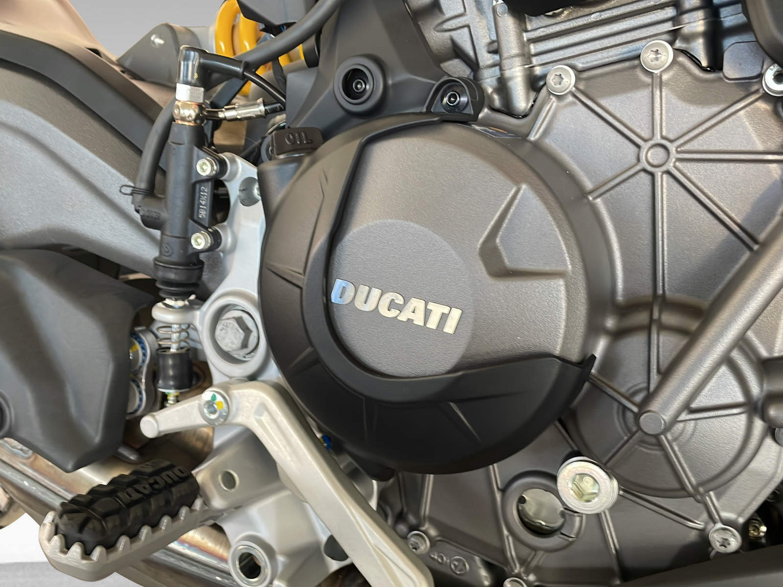 DUCATI 890 Multistrada V2 S ABS-image-9