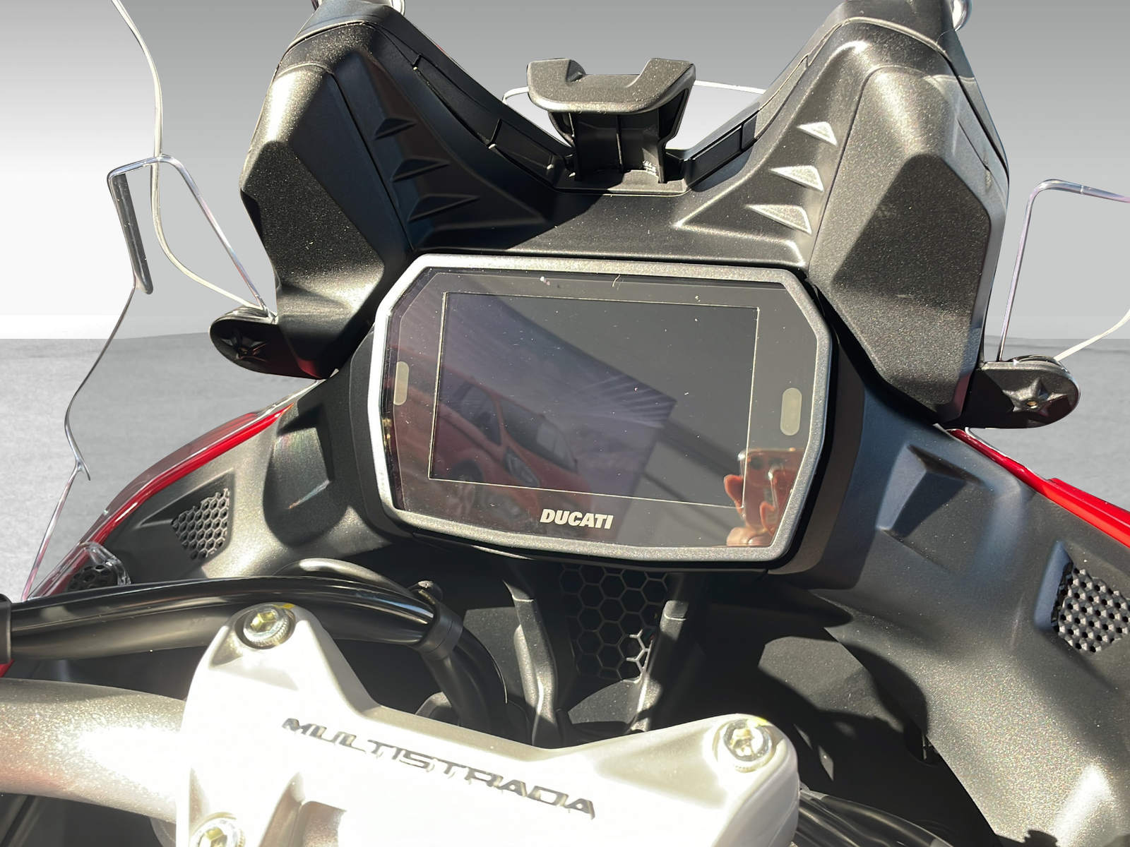 DUCATI 890 Multistrada V2 S ABS-image-6