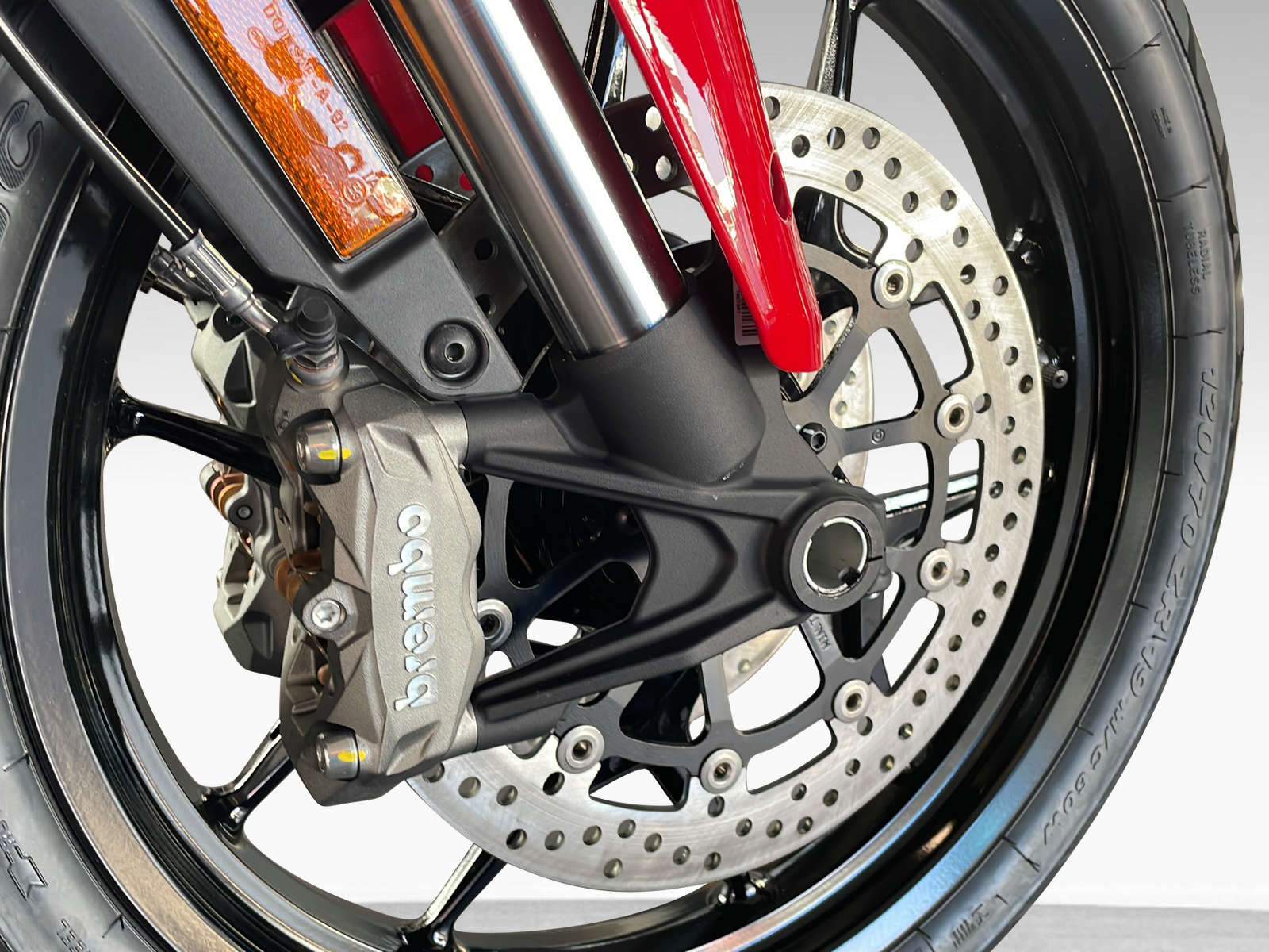 DUCATI 890 Multistrada V2 S ABS-image-8