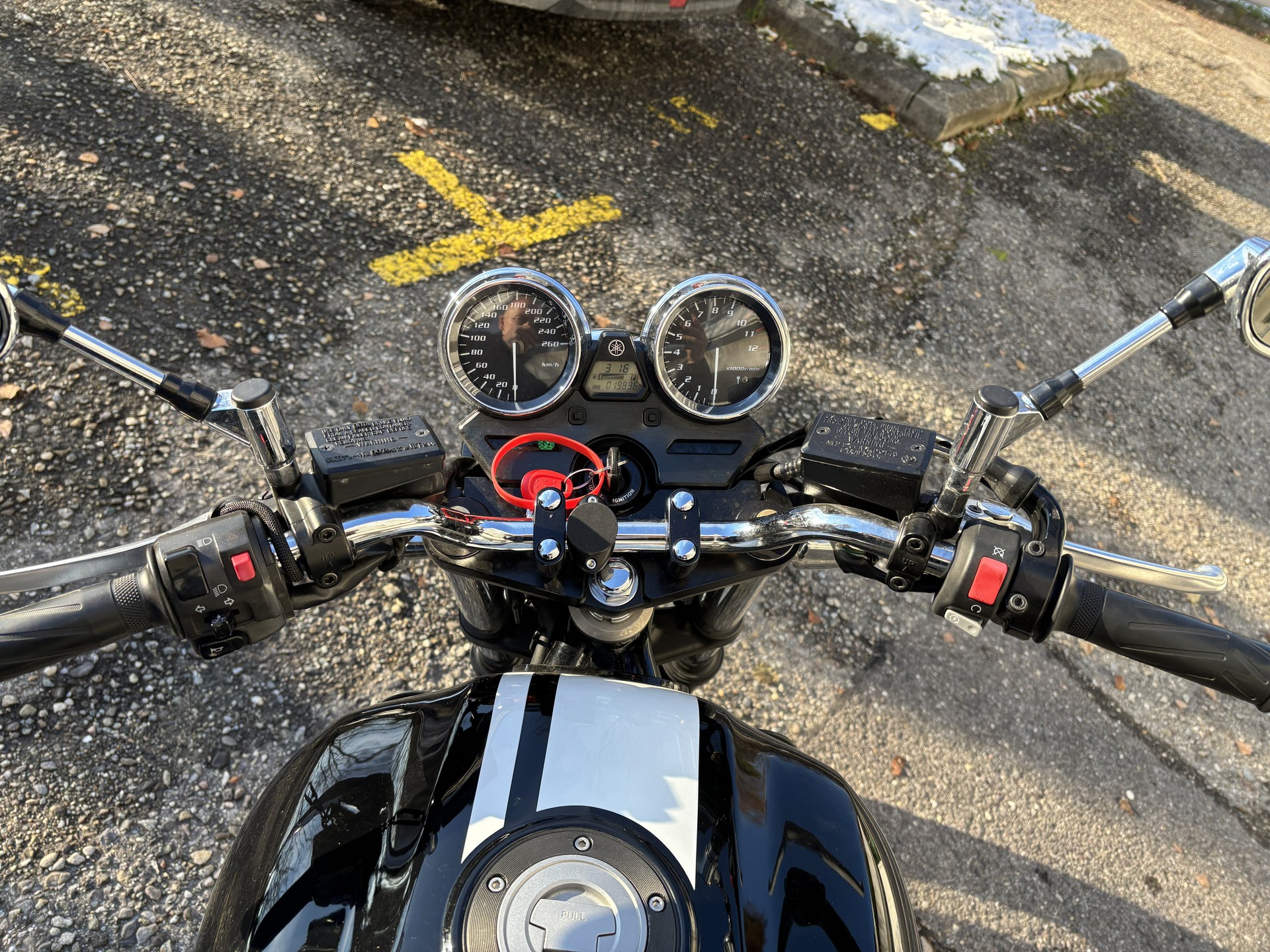 YAMAHA XJR 1300-image-5