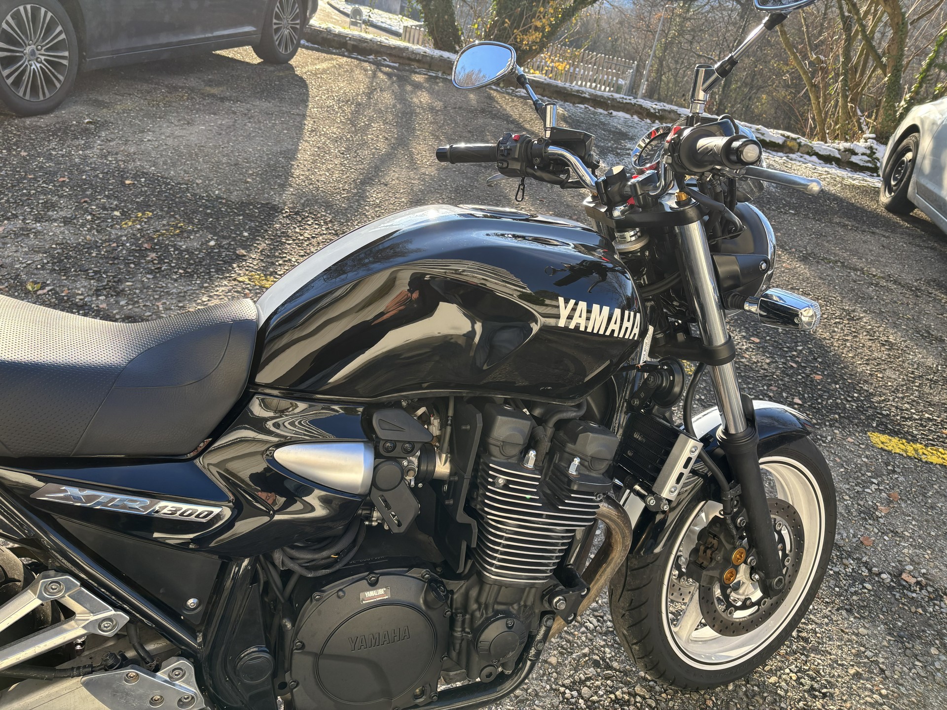 YAMAHA XJR 1300-image-9