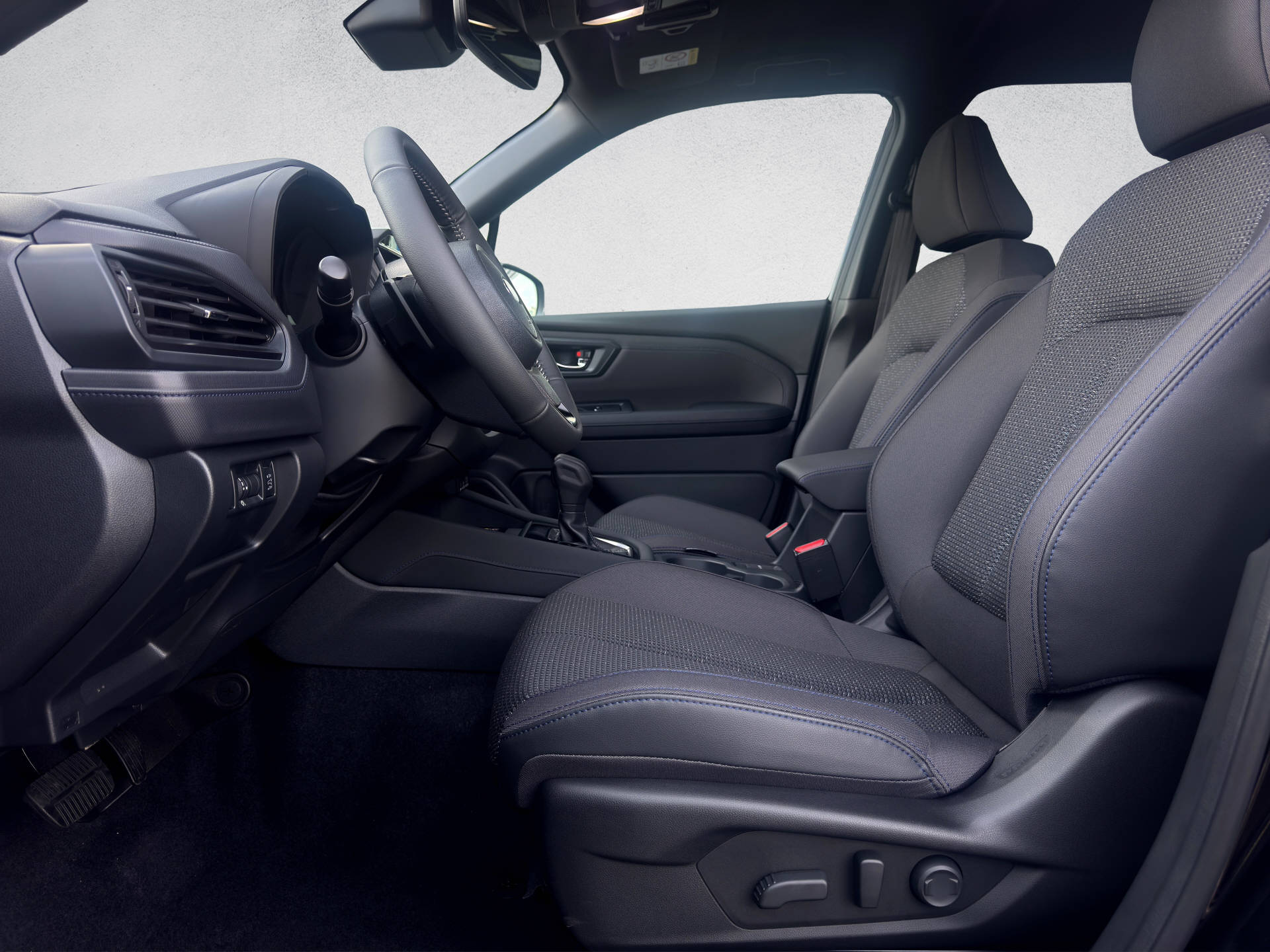 SUBARU Forester Station 2.0i e-Boxer Swiss Plus-image-7