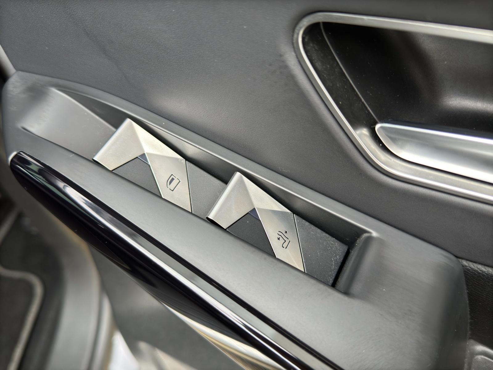 DS AUTOMOBILES 7 Crossback 1.6 E-Tense Rivoli 300 4x4-image-24