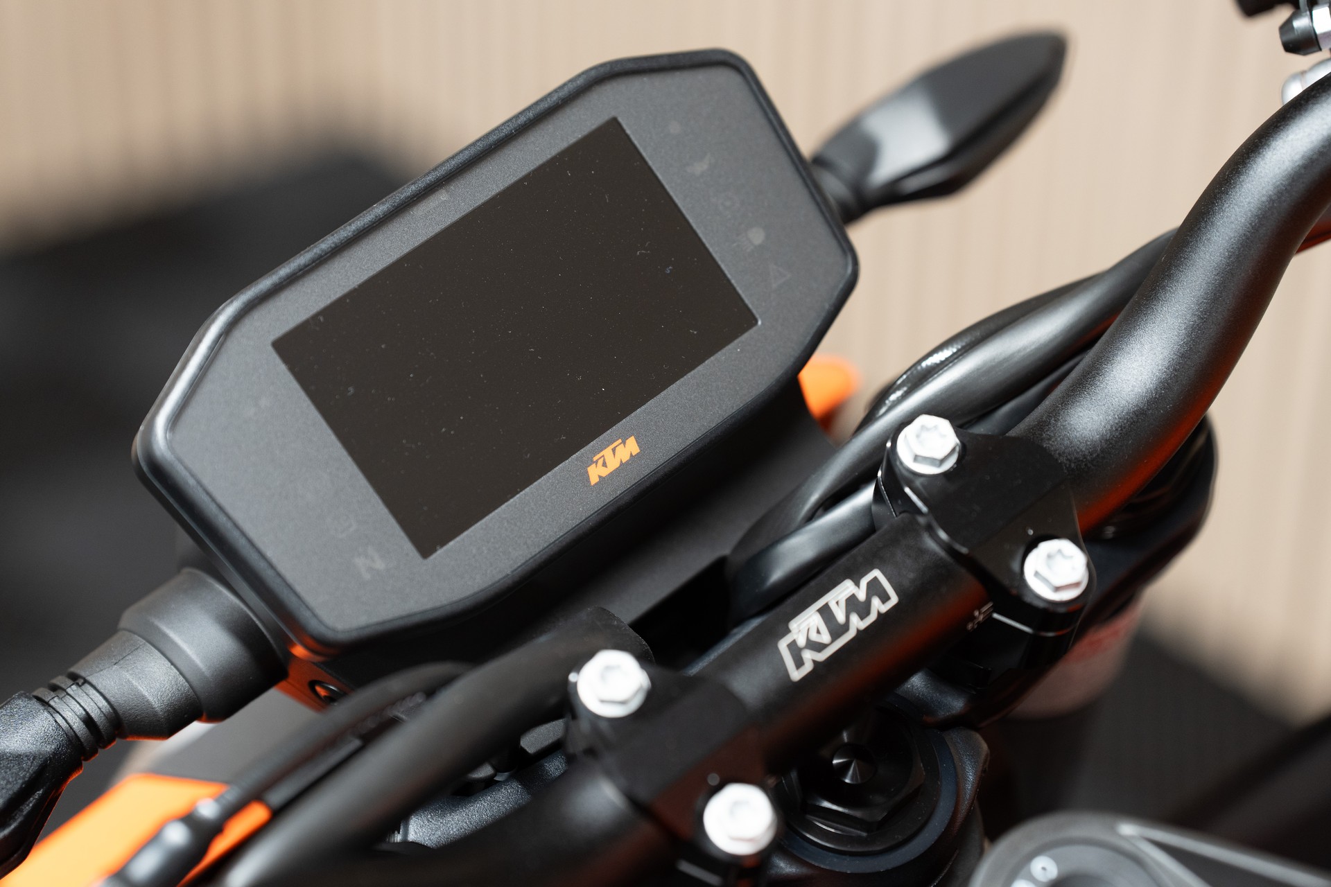 KTM 890 Duke GP-image-2