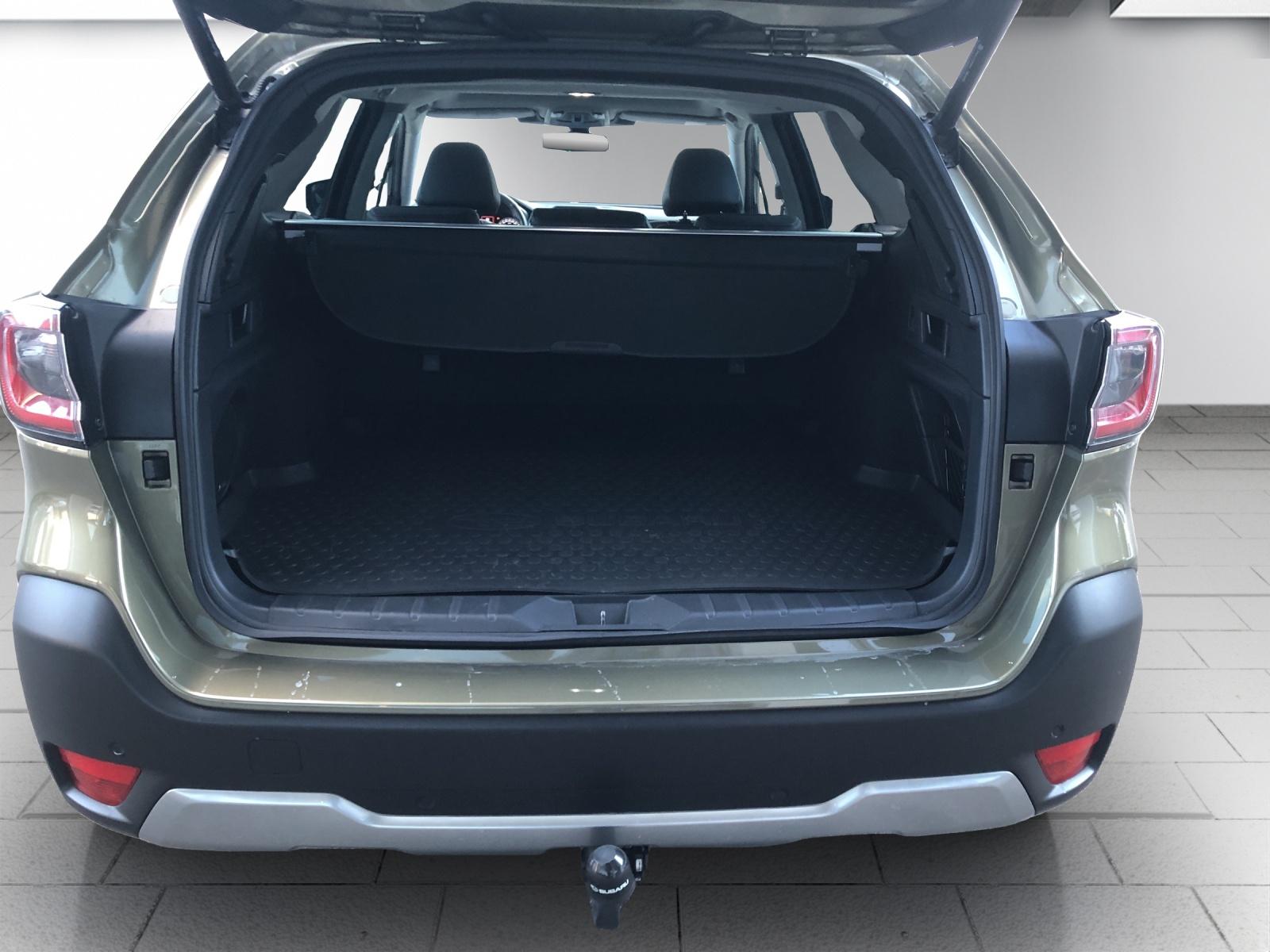 SUBARU Outback 2.5i Luxury-image-13