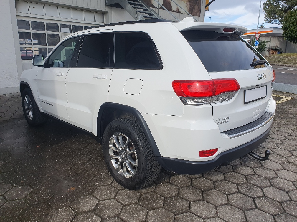 JEEP Grand Cherokee 3.0 CRD Laredo Automatic-showroom-element-3