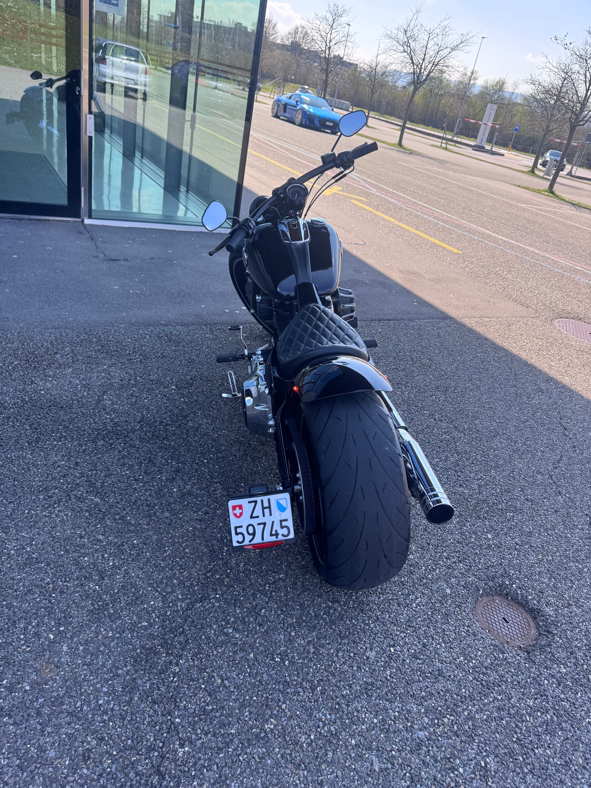 HARLEY-DAVIDSON Breakout 103 ABS-image-4