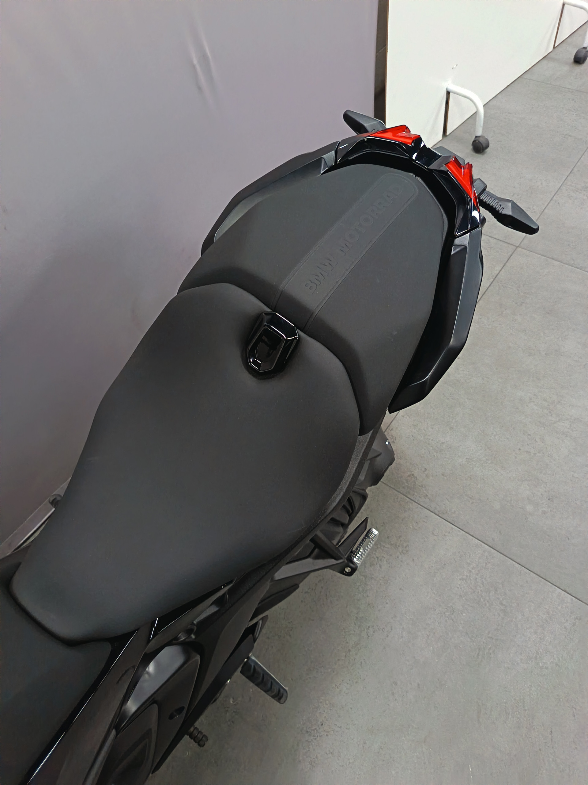 BMW R 1300 RS Triple Black-image-6