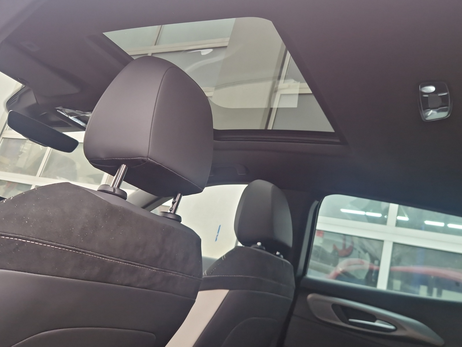 ALFA ROMEO Tonale 1.3 Plug-in Hybrid Sport Speciale Launch Q4-image-8
