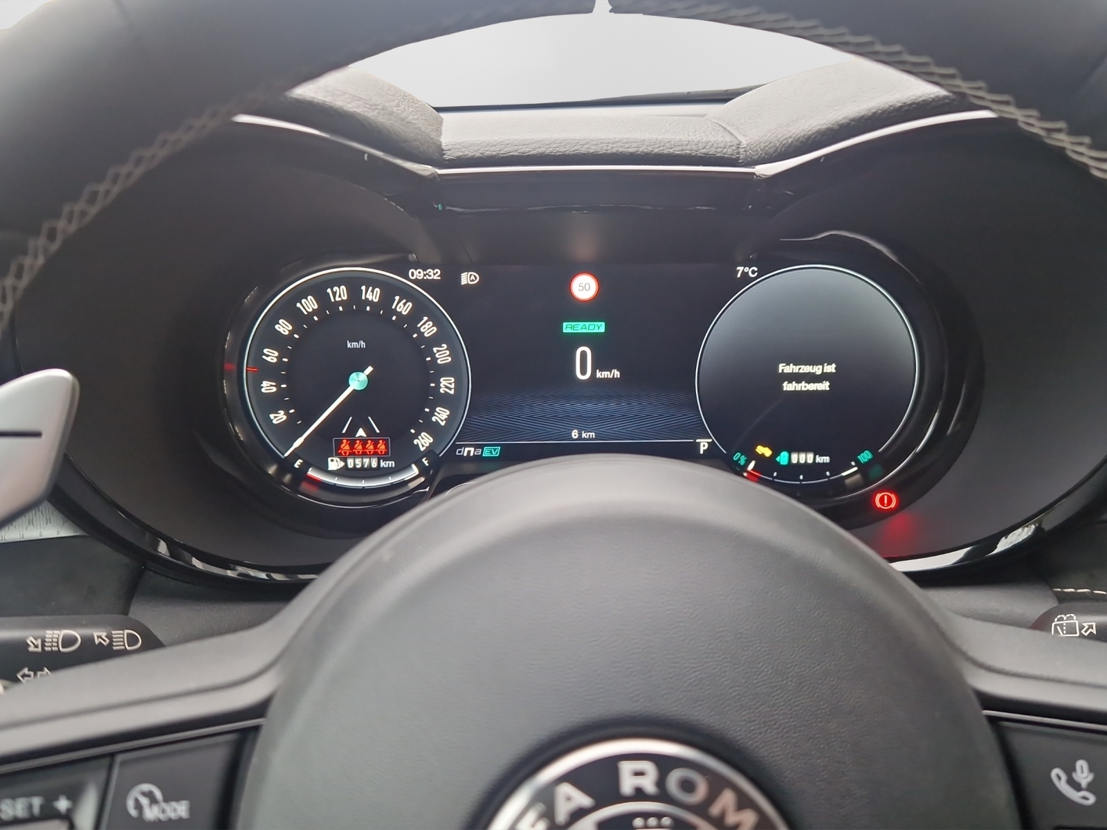 ALFA ROMEO Tonale 1.3 Plug-in Hybrid Sport Speciale Launch Q4-image-7