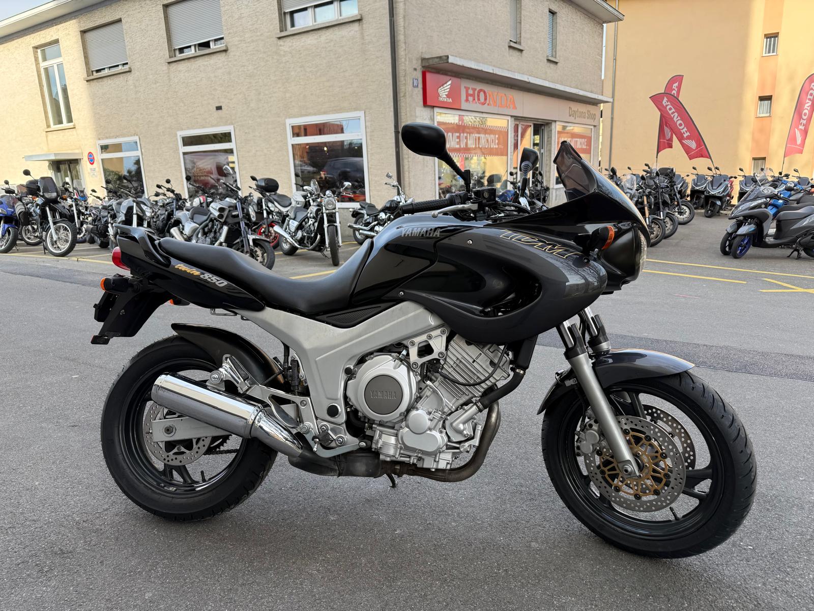 YAMAHA TDM 850-image-3