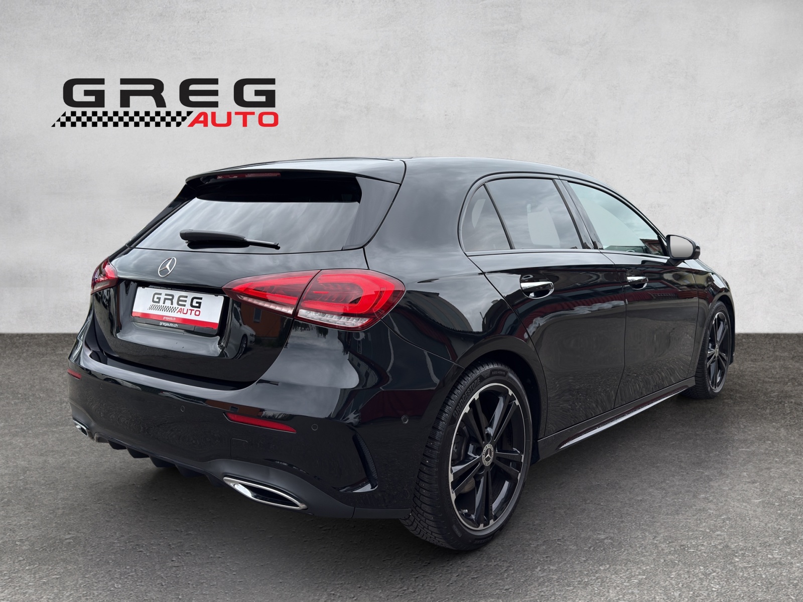 MERCEDES-BENZ A 250 AMG Line 7G-DCT-showroom-element-3
