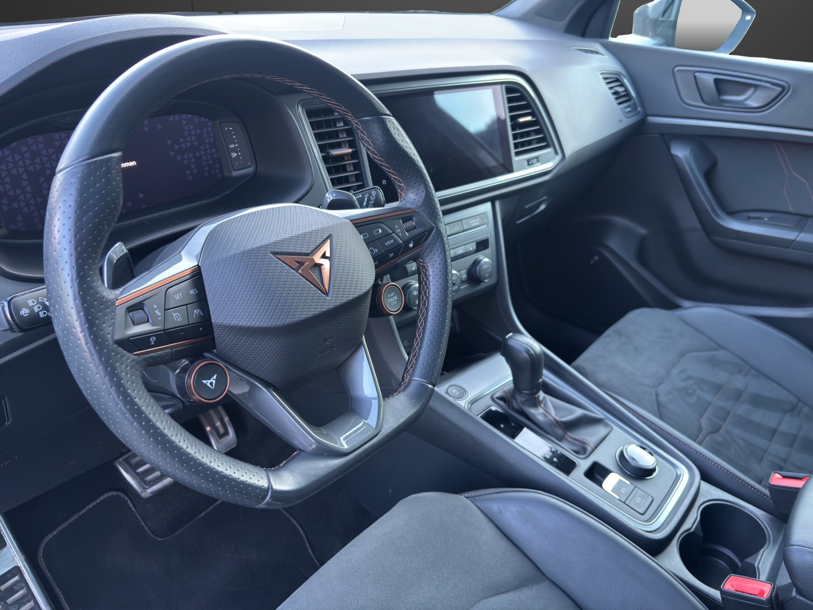 CUPRA Ateca 2.0TSI 4Drive DSG-showroom-element-3