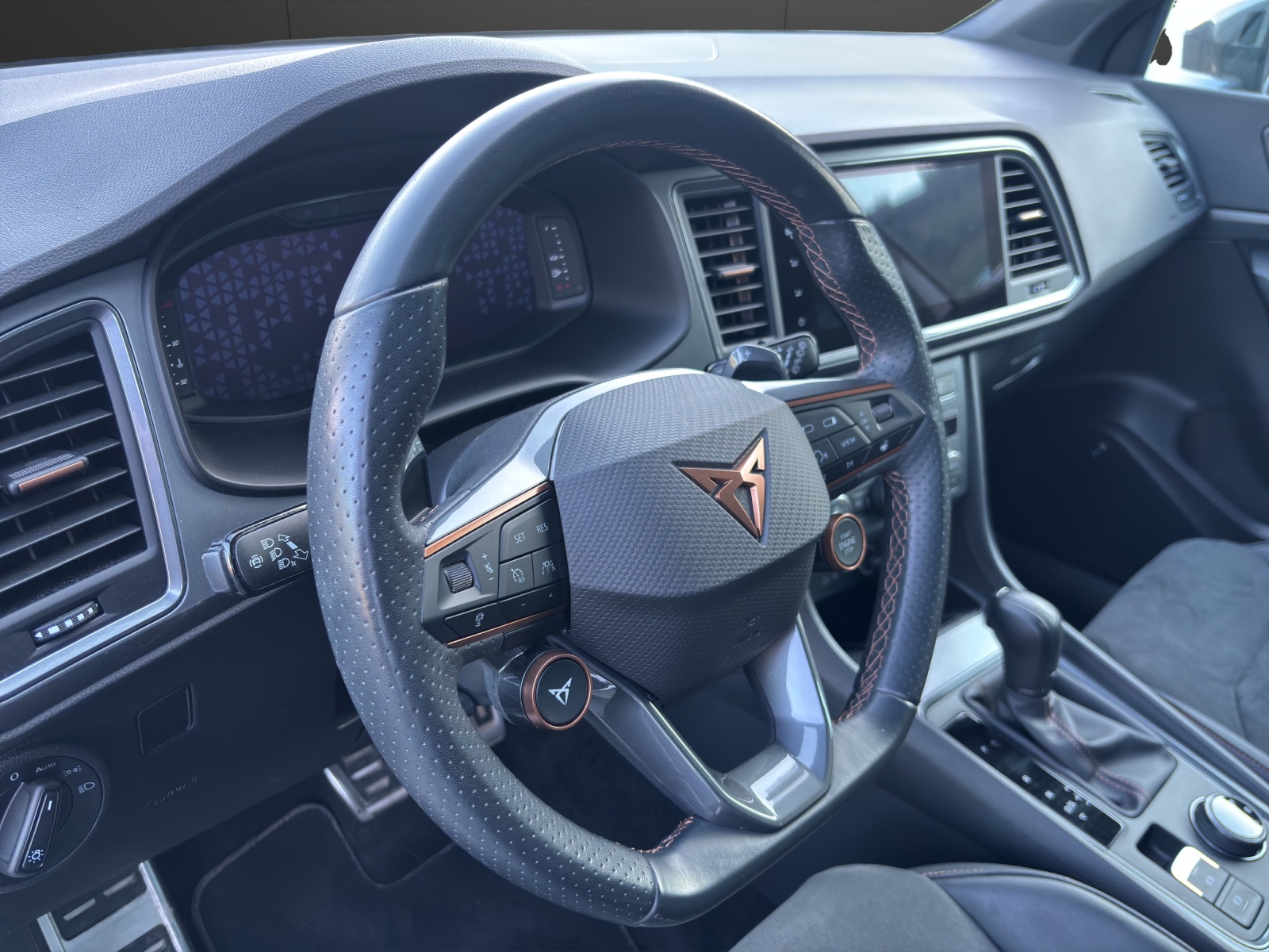 CUPRA Ateca 2.0TSI 4Drive DSG-image-4