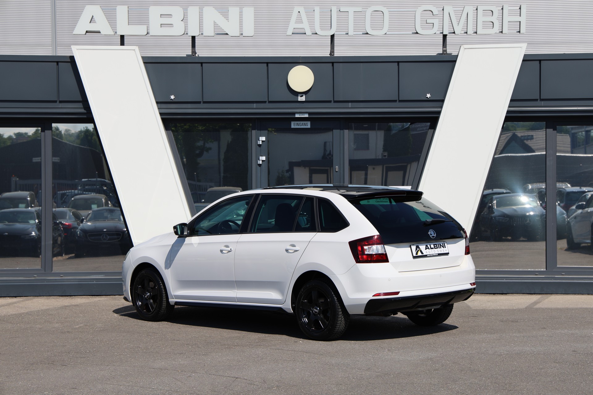 SKODA Rapid Spaceback 1.4 TSI Monte Carlo DSG-showroom-element-3