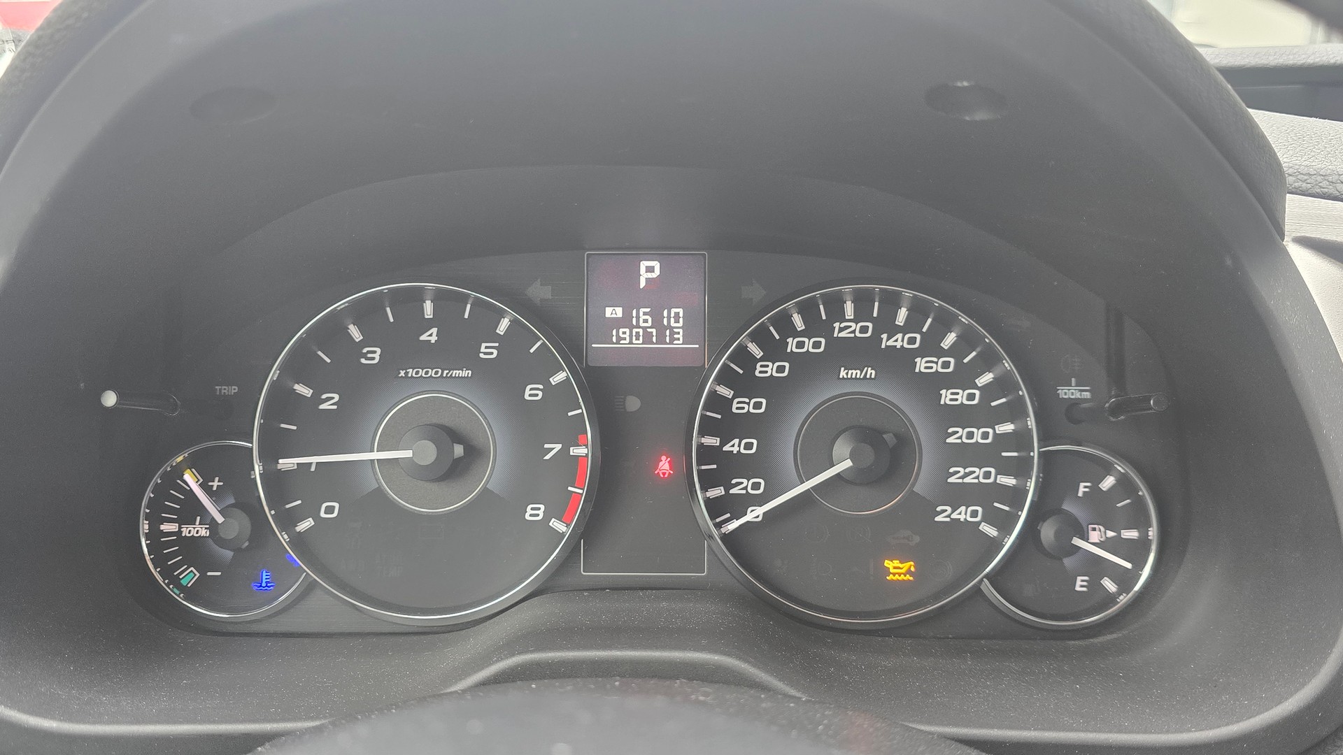 SUBARU Legacy 2.0i Swiss AWD-image-9