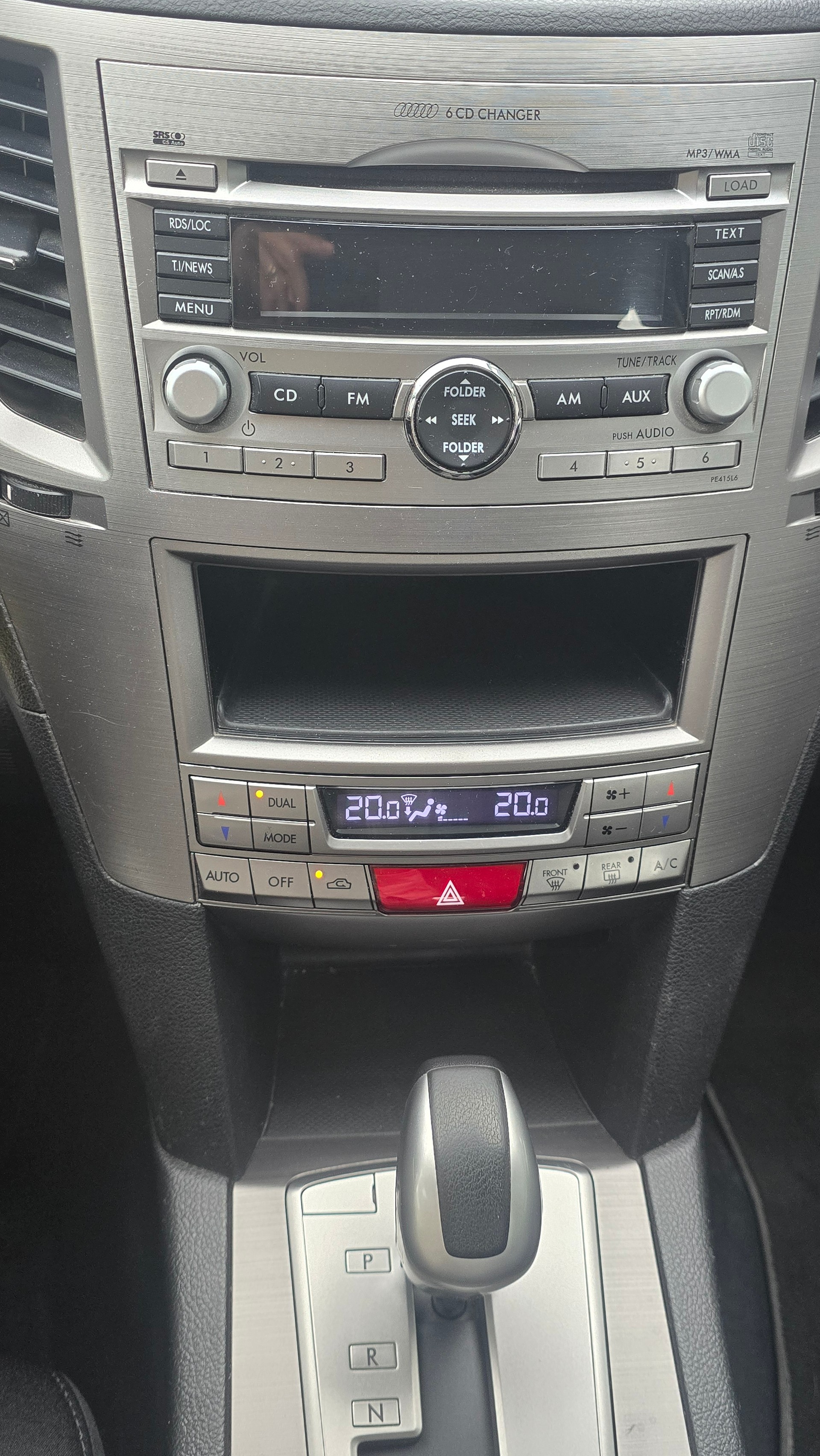SUBARU Legacy 2.0i Swiss AWD-image-10